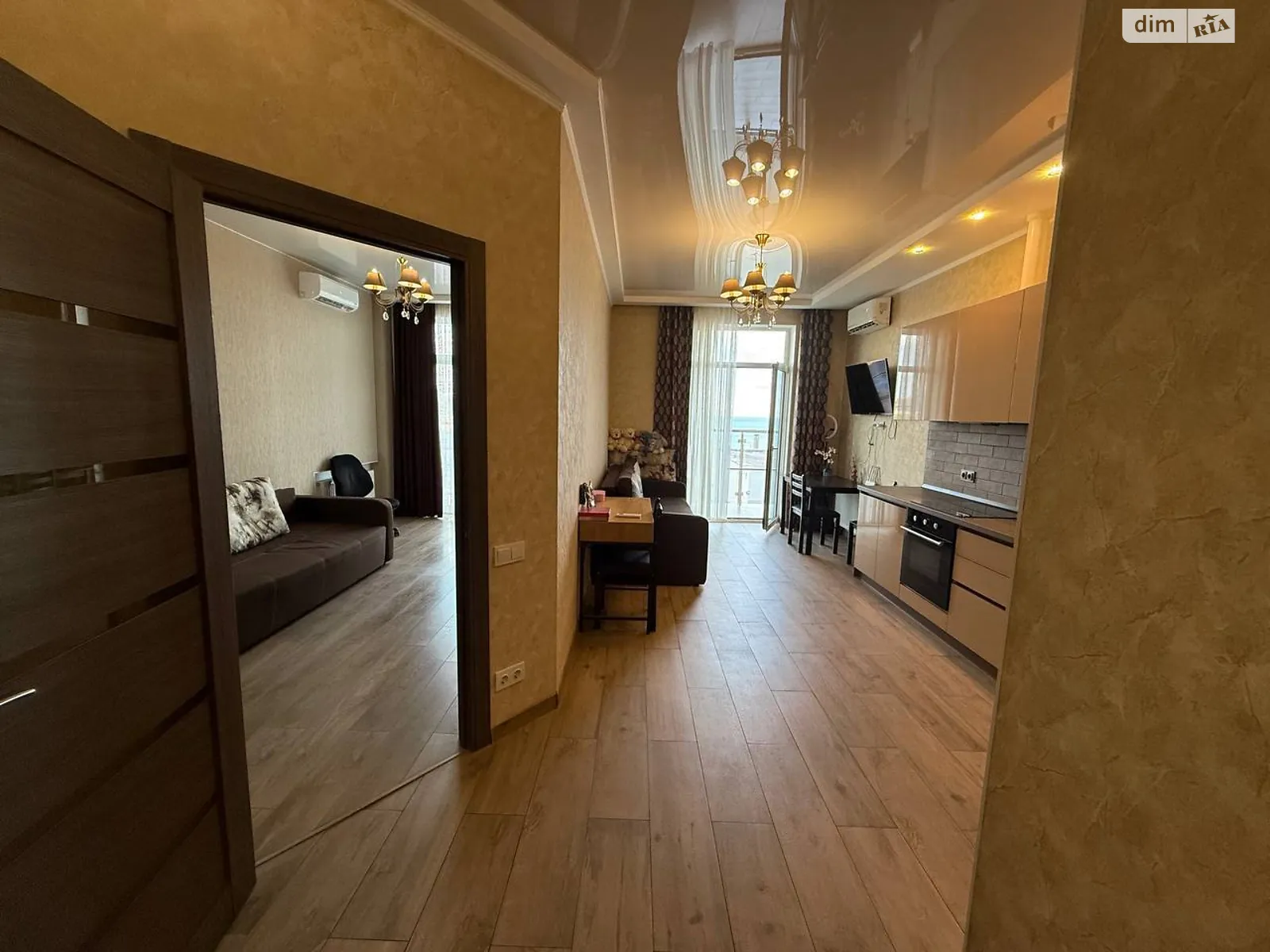 Продается 1-комнатная квартира 54 кв. м в Одессе, пер. Ванный, 1Б - фото 1