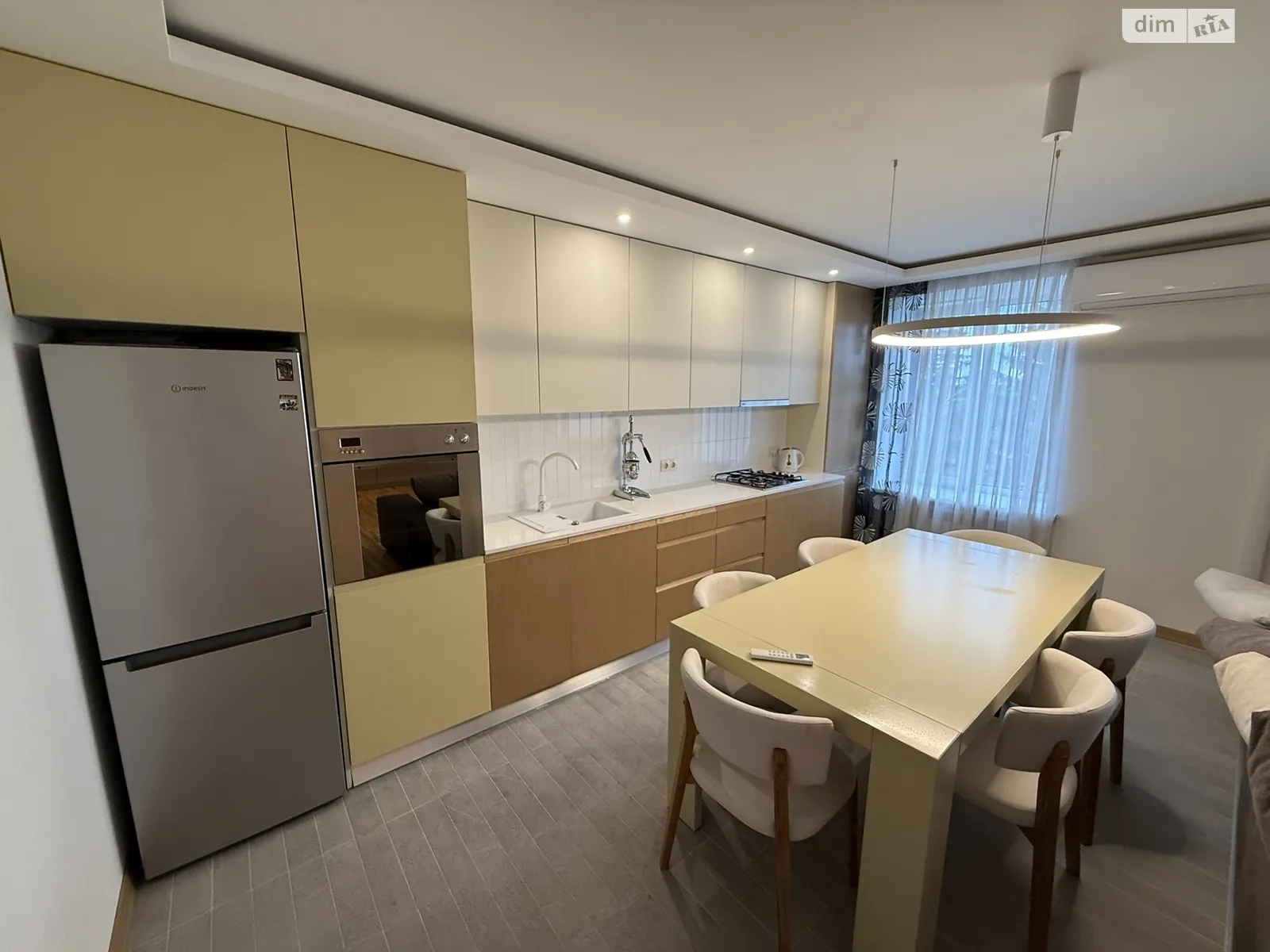 Продається 3-кімнатна квартира 86.6 кв. м у Полтаві, вул. Соборності, 50 - фото 1
