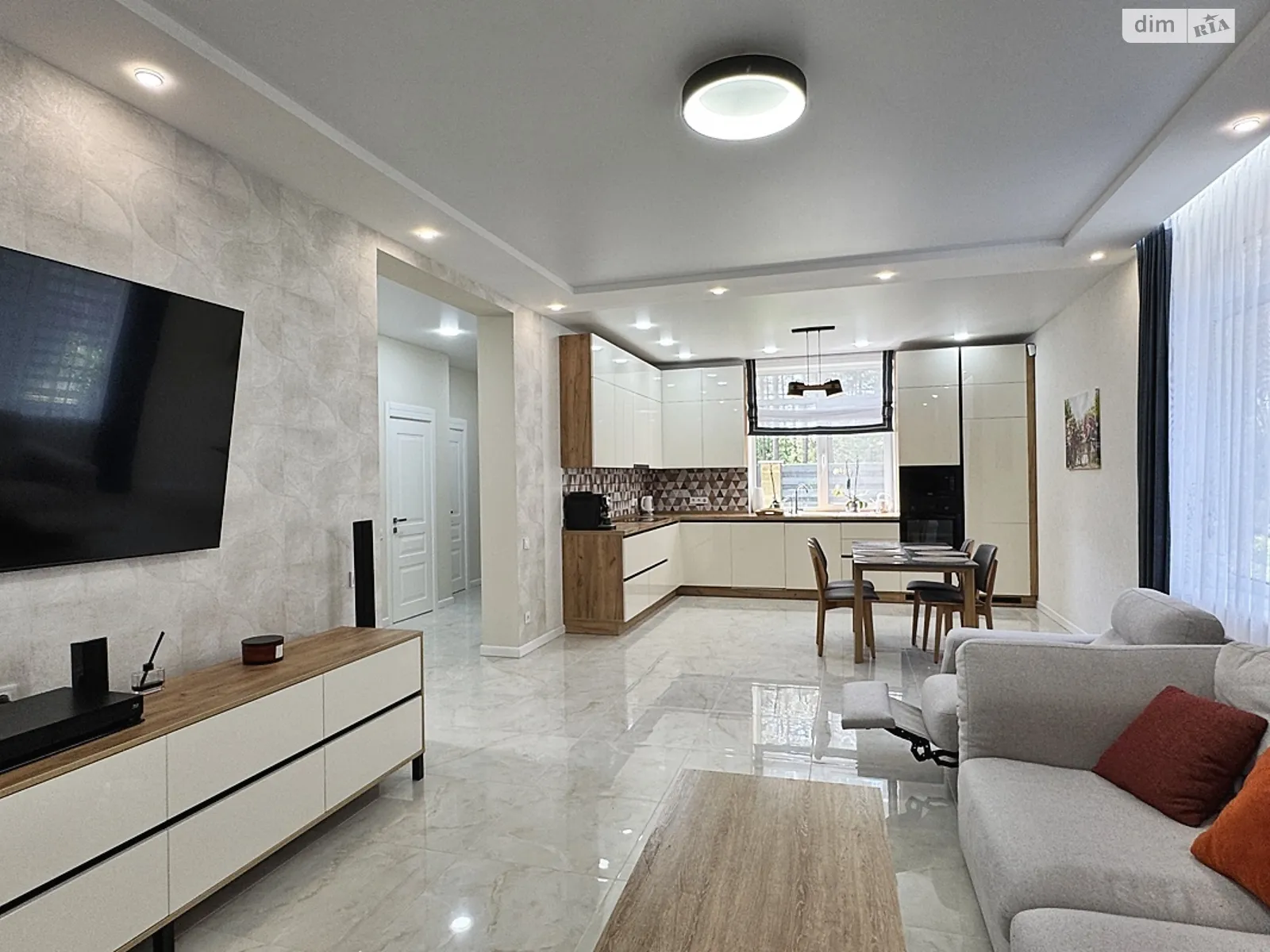 Продається будинок 2 поверховий 150.5 кв. м з каміном, цена: 285000 $ - фото 1