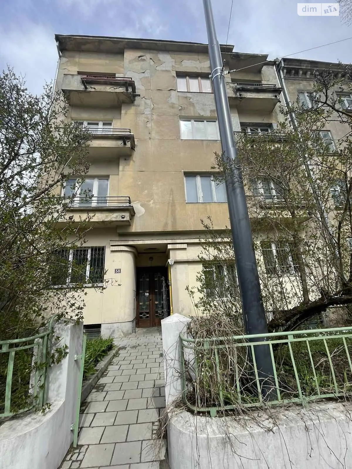 Продається 2-кімнатна квартира 71.6 кв. м у Львові, вул. Шевченка Тараса - фото 1