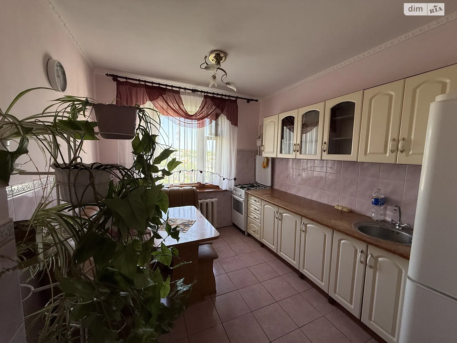 Сдается в аренду 3-комнатная квартира 65 кв. м в Хмельницком - фото 1