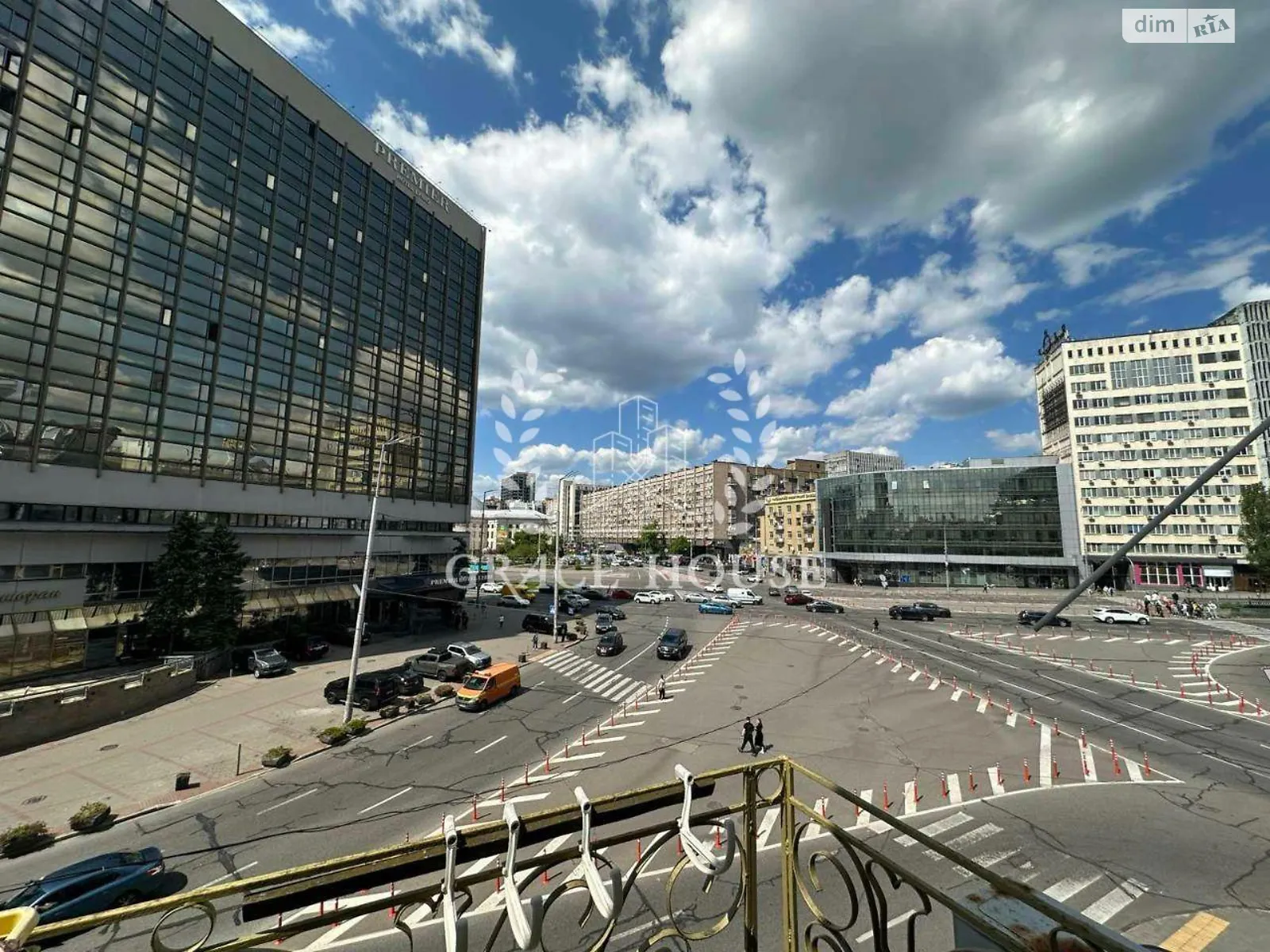 Сдается в аренду 5-комнатная квартира 140 кв. м в Киеве, ул. Саксаганского, 147/5 - фото 1