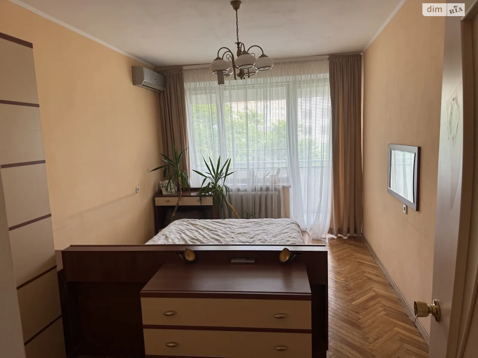 Продається 2-кімнатна квартира 85.1 кв. м у Києві, вул. Тарасівська, 21 - фото 1