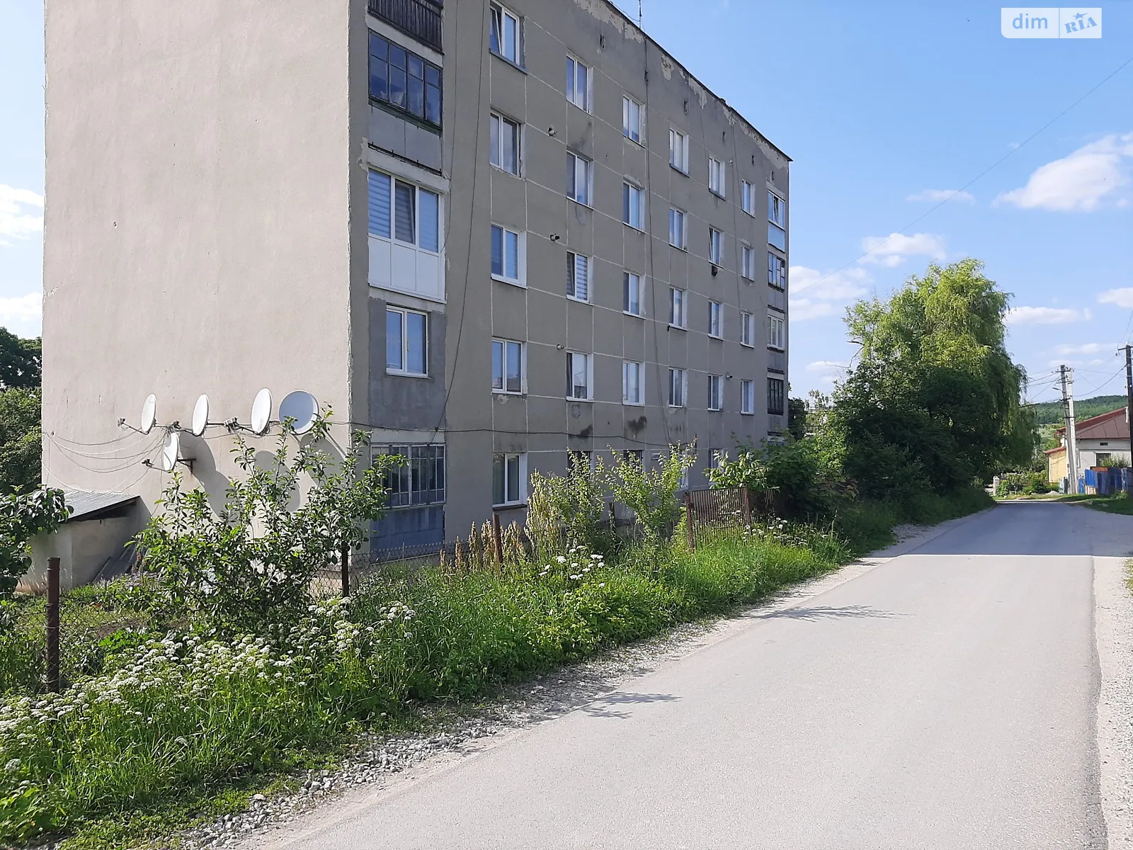 ул. 8-го Марта Микулинцы - фото 1
