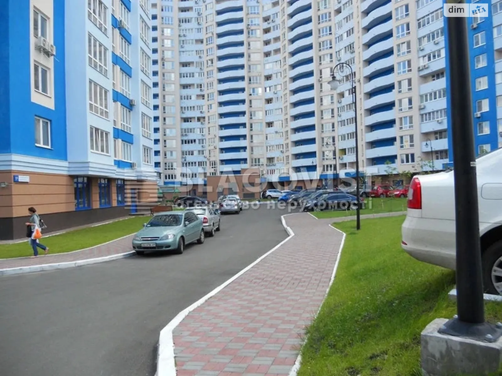 Продається 3-кімнатна квартира 70 кв. м у Києві, вул. Авiаконструктора Iгоря Сiкорського(Танкова), 1 - фото 1