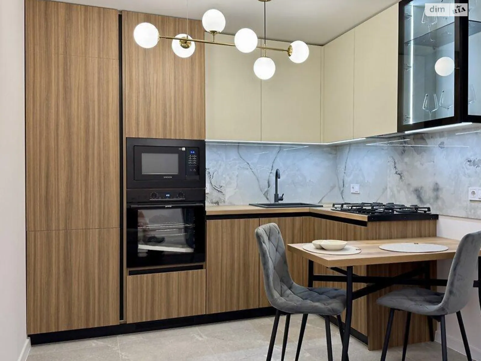 2-комнатная квартира 60 кв. м в Тернополе, цена: 74600 $ - фото 1