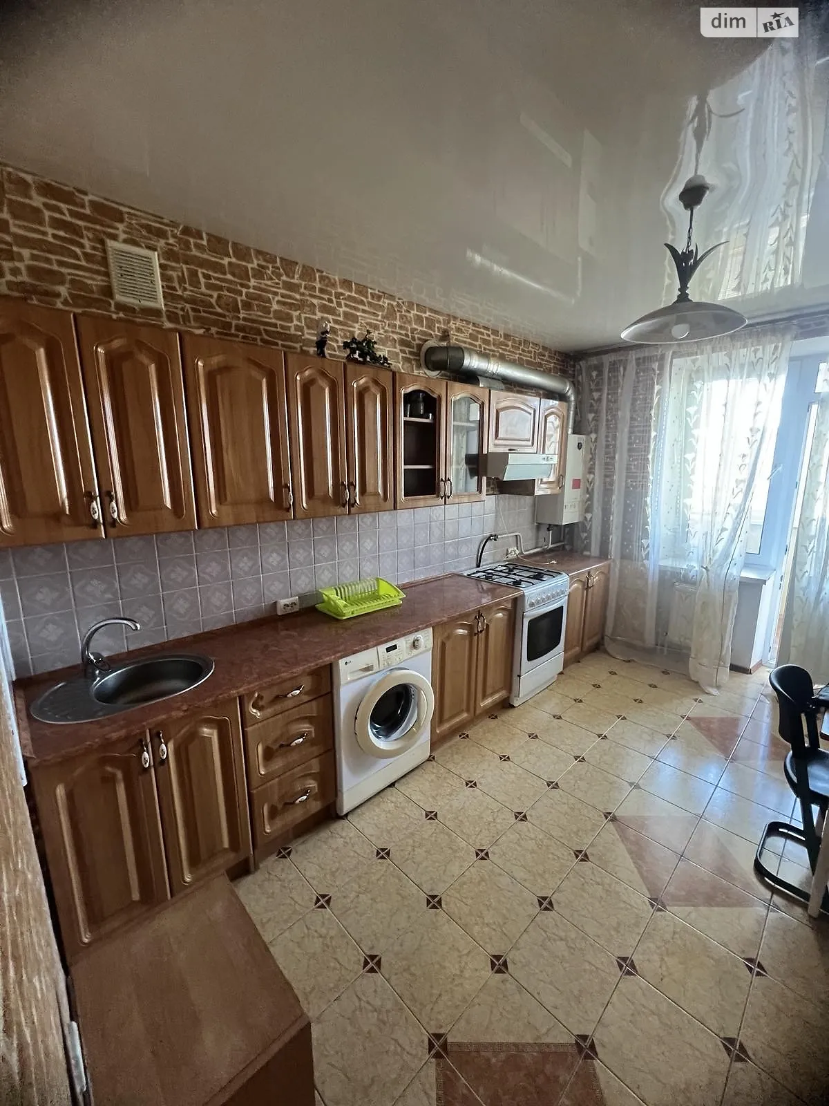 Сдается в аренду 1-комнатная квартира 45 кв. м в Виннице, ул. Зодчих, 40 - фото 1