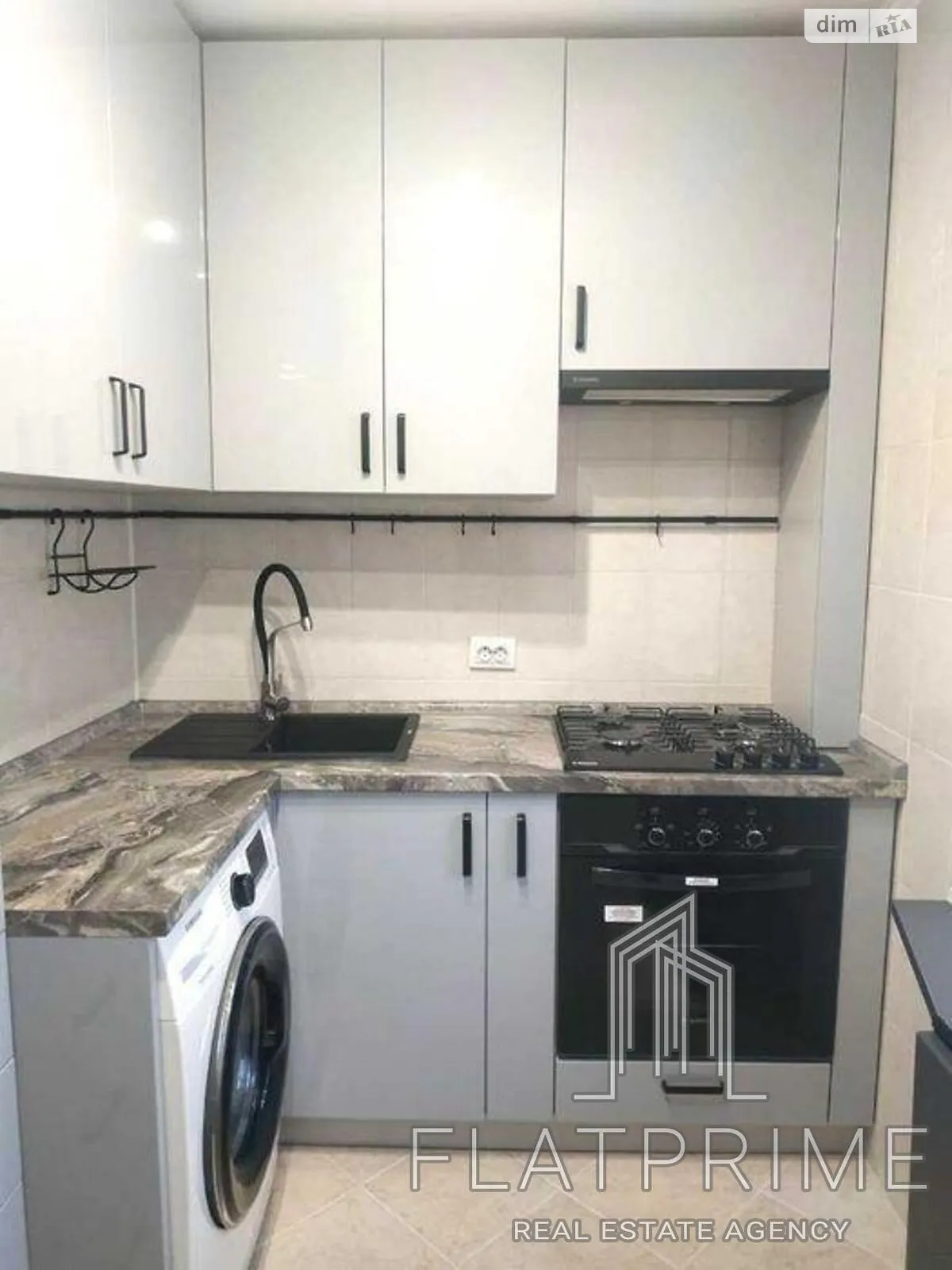 Продается 3-комнатная квартира 68 кв. м в Киеве, ул. Исаакяна, 2 - фото 1