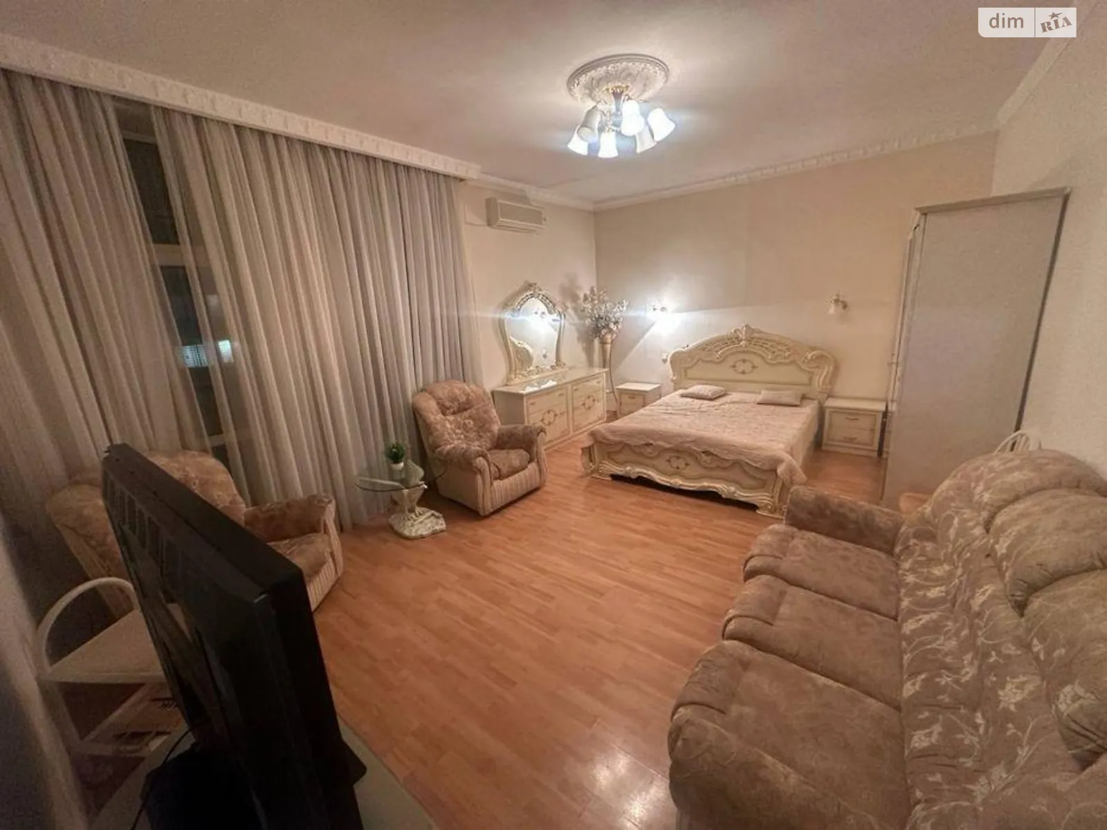 Продается 1-комнатная квартира 44 кв. м в Киеве, цена: 125000 $ - фото 1
