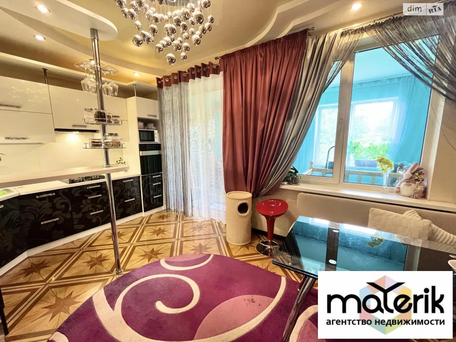 Продается дом на 2 этажа 389.6 кв. м с беседкой, цена: 105000 $ - фото 1
