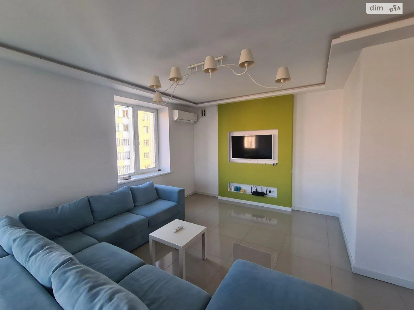 Продается 3-комнатная квартира 160 кв. м в Ивано-Франковске, цена: 180000 $ - фото 1