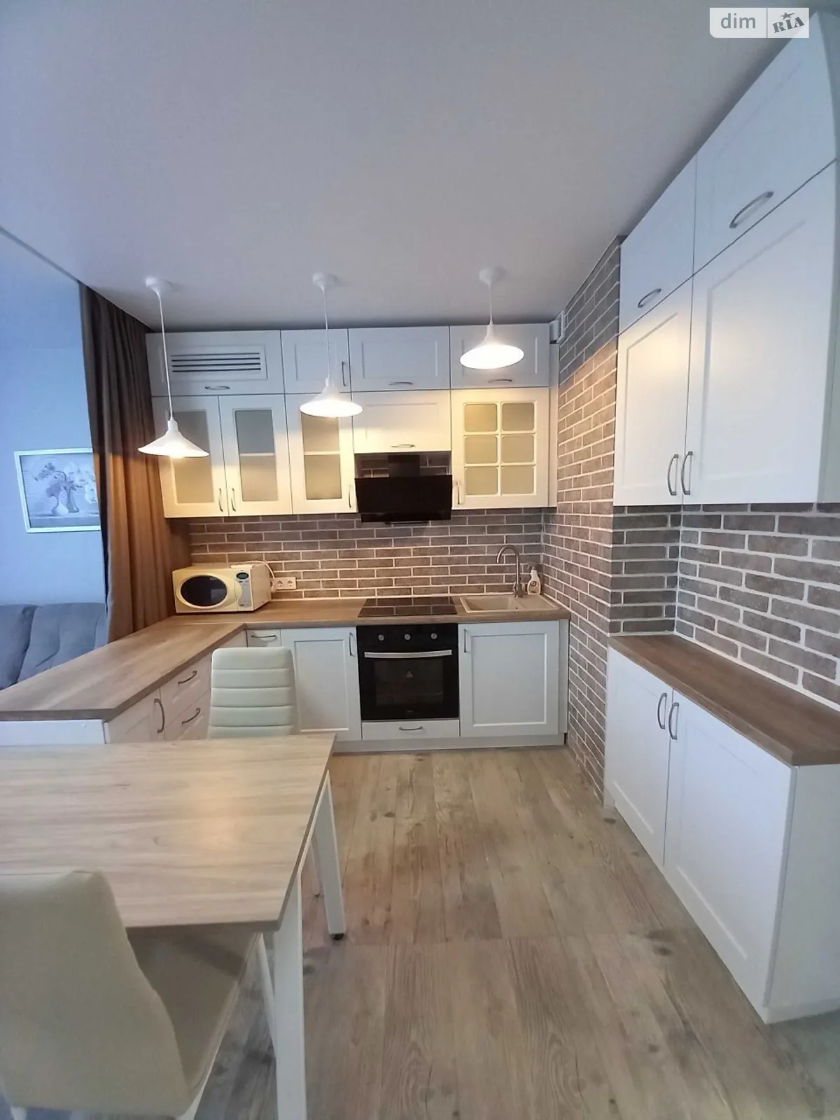 Сдается в аренду 1-комнатная квартира 32 кв. м в Киеве, ул. Петропавловская, 40 - фото 1