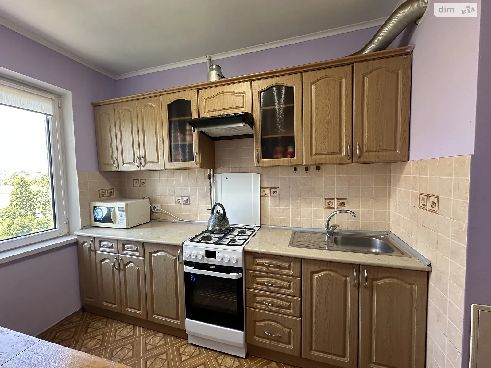 Продается 3-комнатная квартира 62.3 кв. м в Ровно, ул. Степана Бандеры, 69А - фото 1
