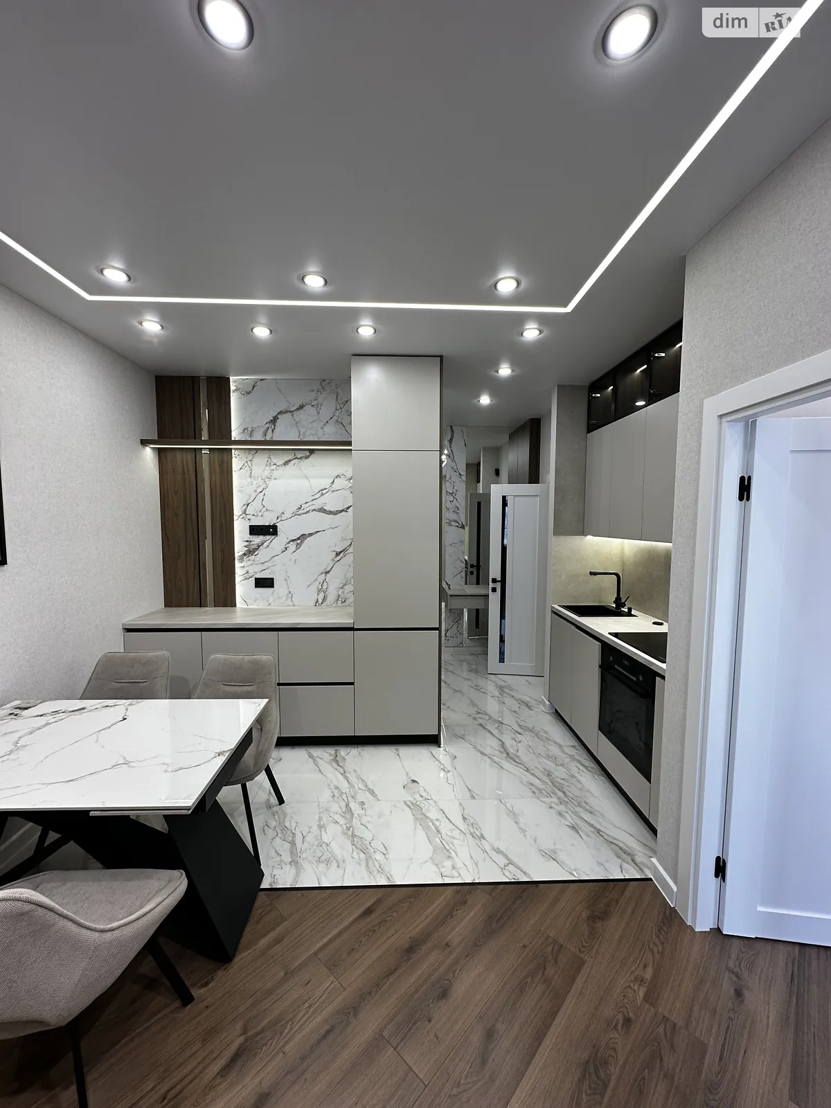 Продається 2-кімнатна квартира 46 кв. м у Одесі, вул. Краснова, 3 корпус 60 - фото 1