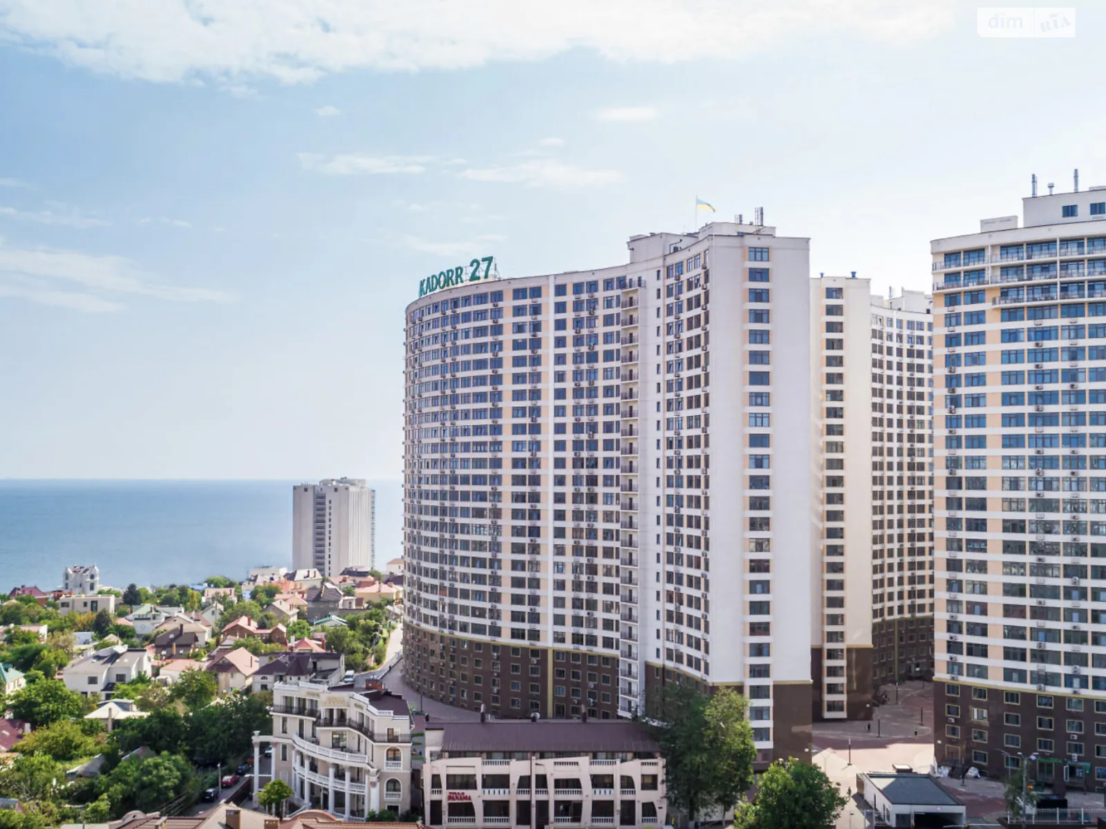 Продается 1-комнатная квартира 48 кв. м в Одессе, ул. Валерия Самофалова - фото 1
