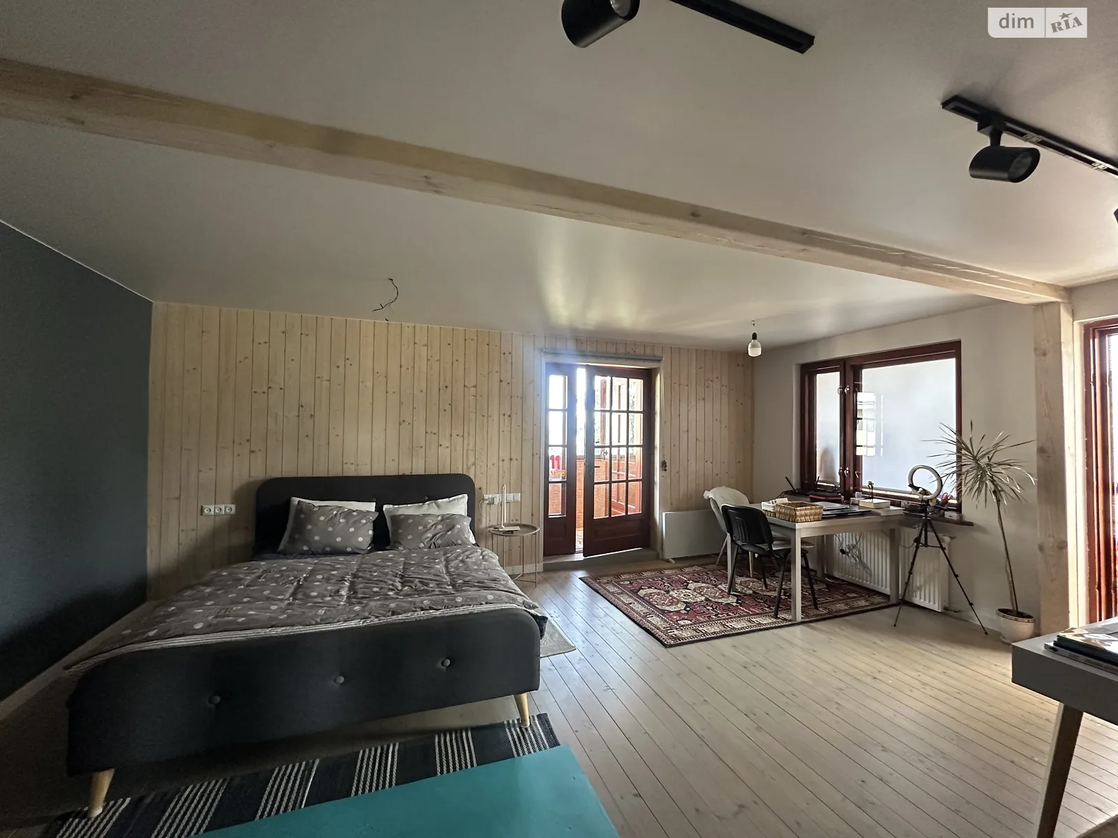 Продається будинок 3 поверховий 400 кв. м з гаражем, цена: 210000 $ - фото 1