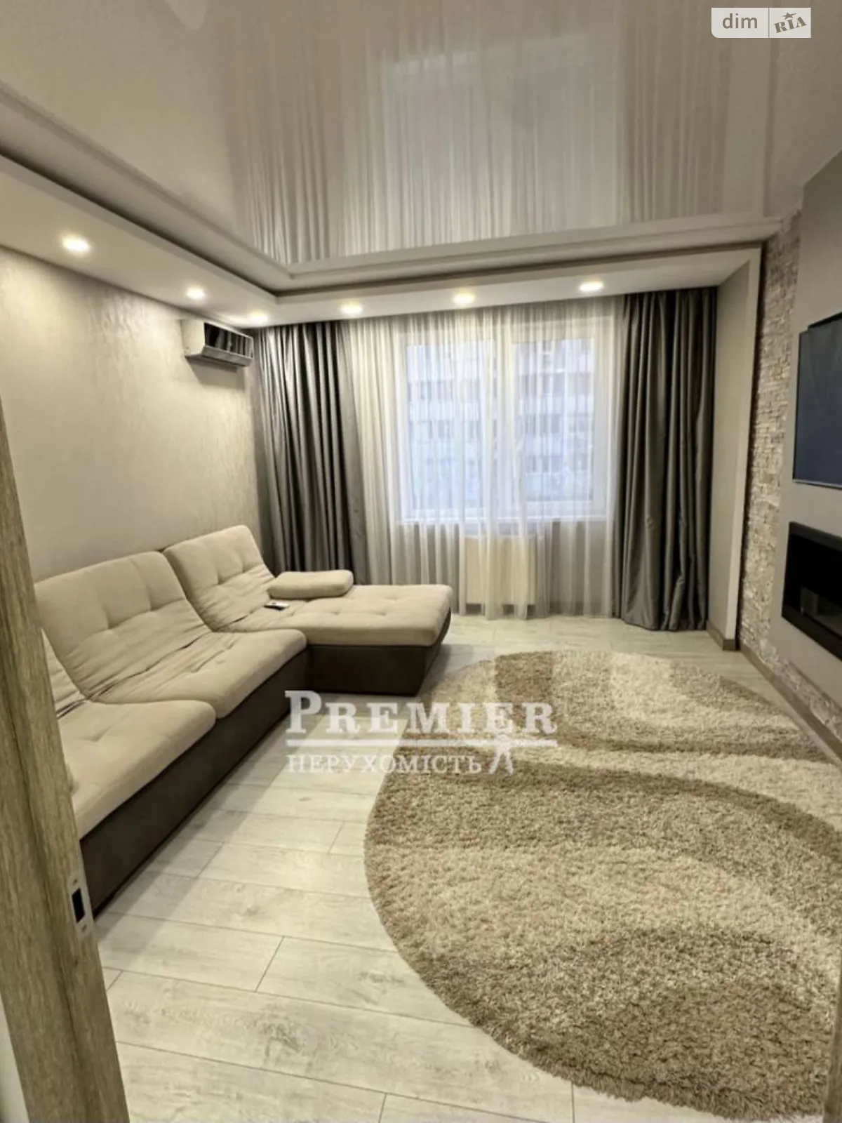 Продается 3-комнатная квартира 90 кв. м в Одессе, ул. Академика Сахарова - фото 1