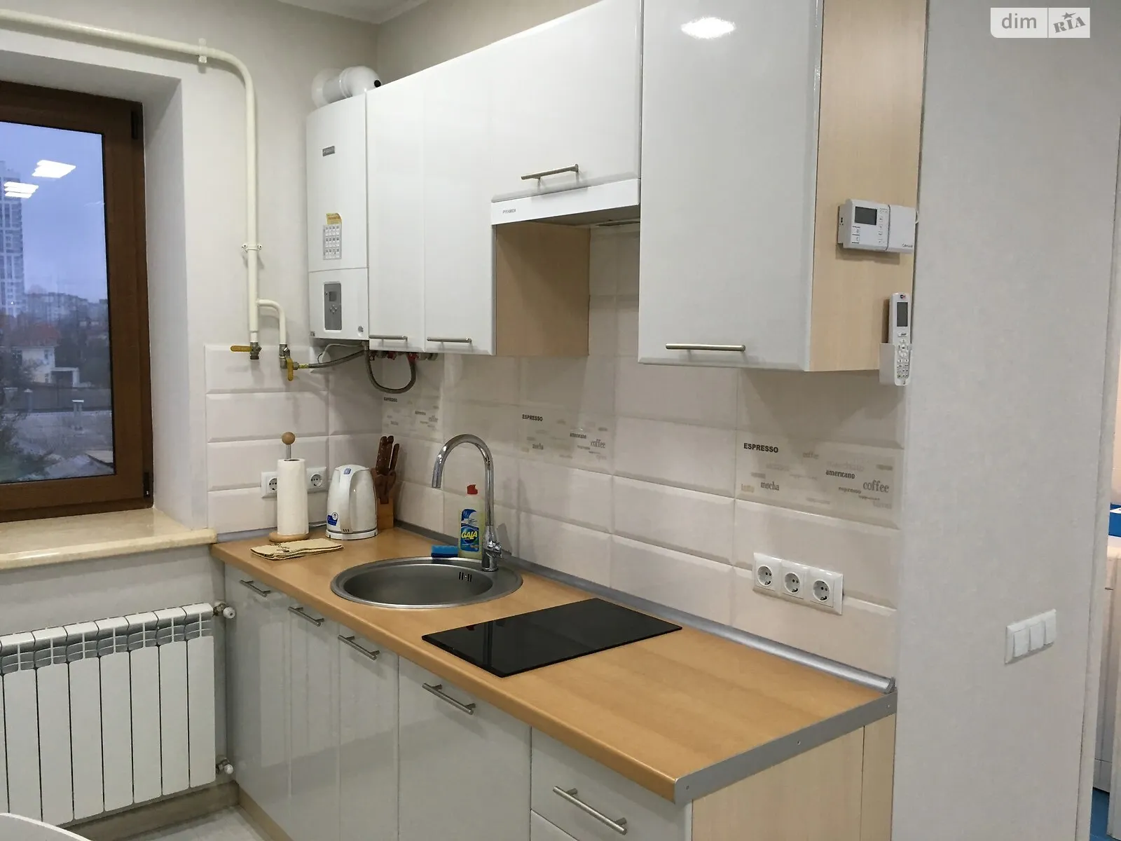 Продается 1-комнатная квартира 25.5 кв. м в Одессе, ул. Люстдорфская дорога - фото 1