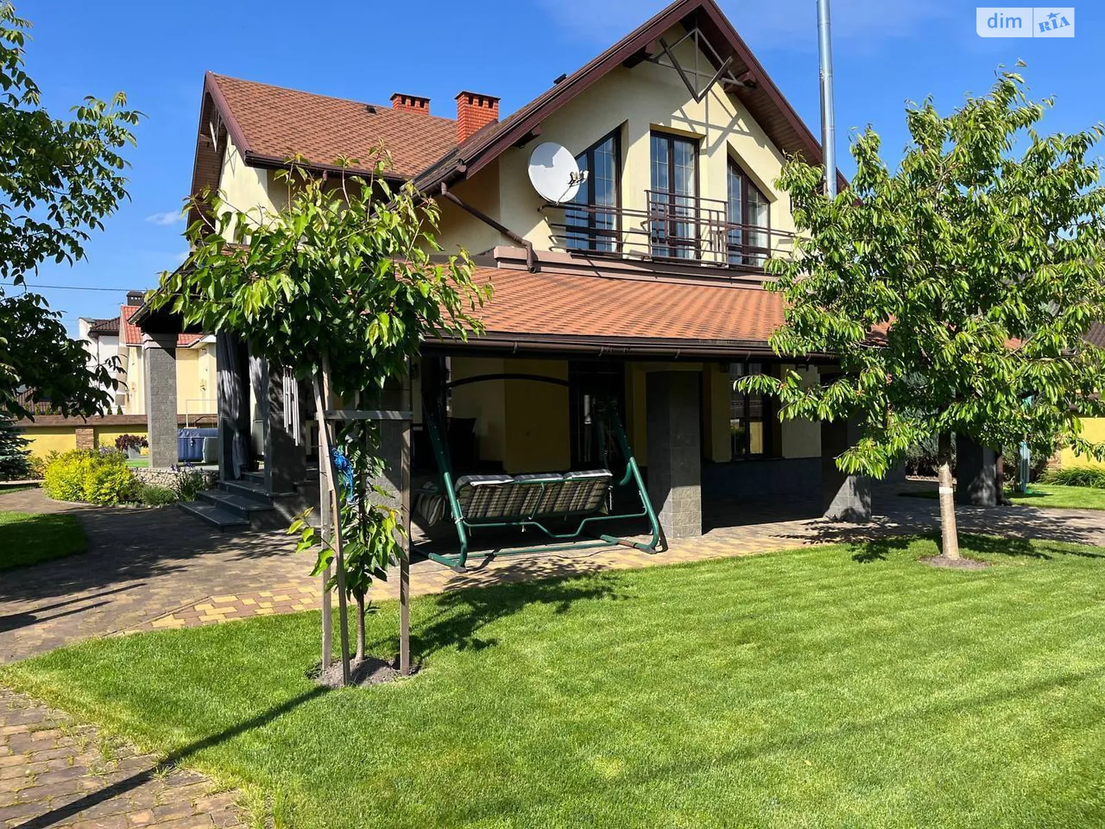 Продається будинок 2 поверховий 200 кв. м з каміном, цена: 250000 $ - фото 1