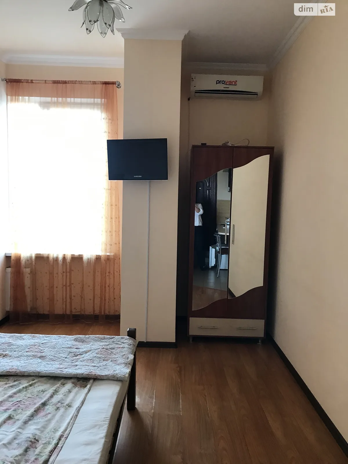 Сдается в аренду 1-комнатная квартира в Одессе, ул. Пантелеймоновская, 112 - фото 1