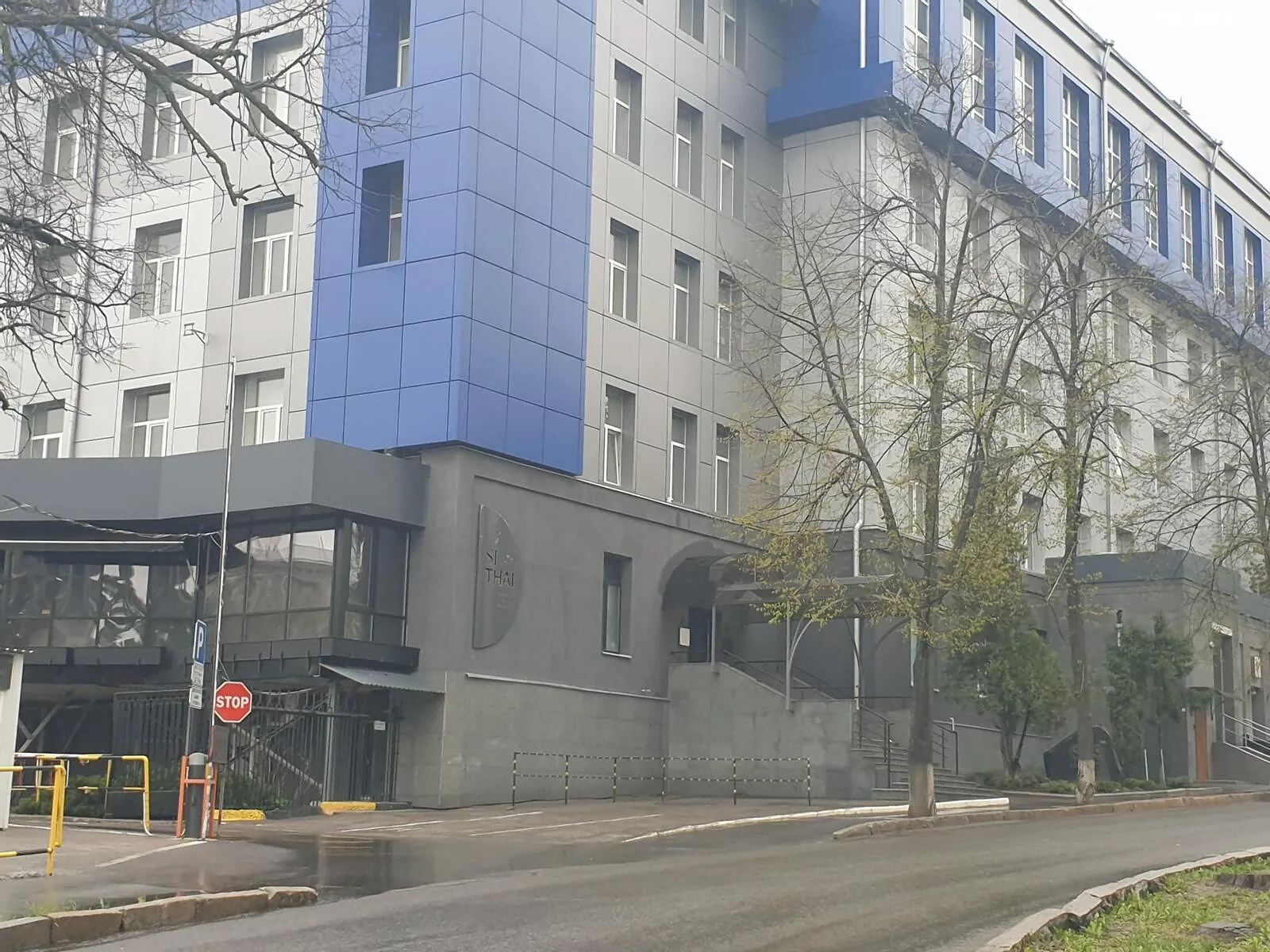 Здається в оренду офіс 80 кв. м в бізнес-центрі, цена: 14400 грн - фото 1