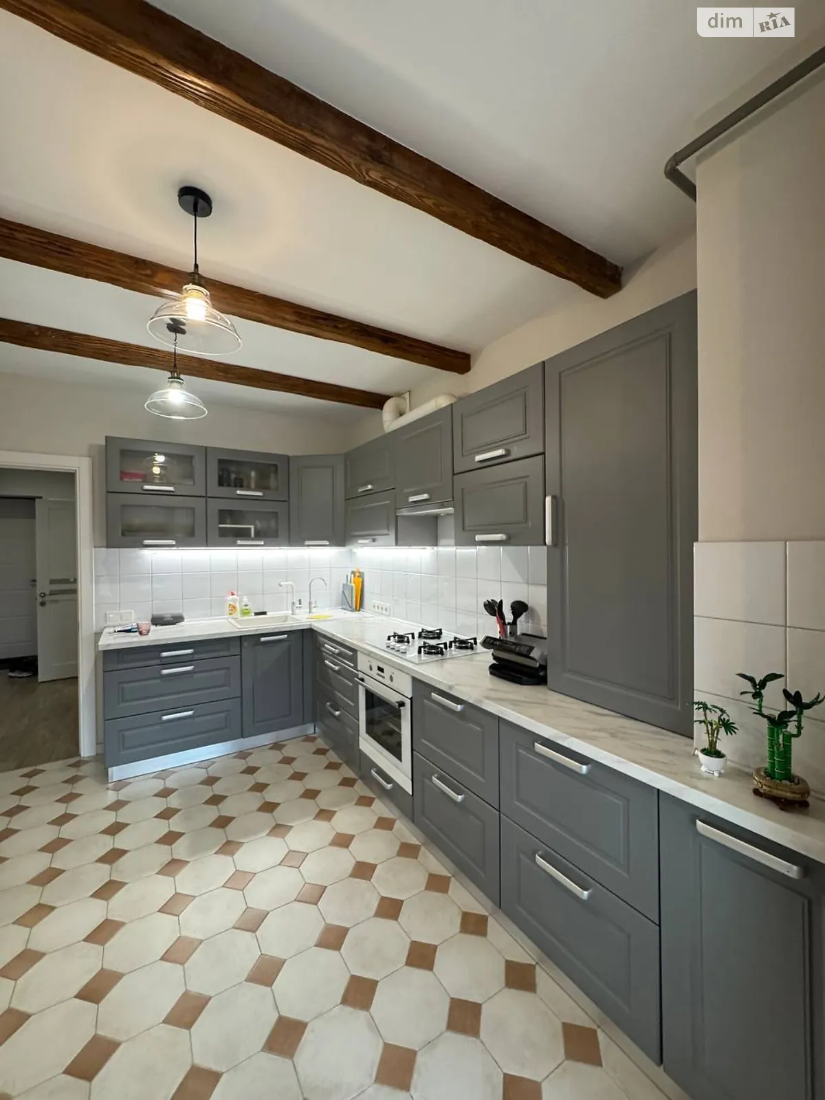 Продается 2-комнатная квартира 77 кв. м в Днепре, бул. Славы, 2А - фото 1