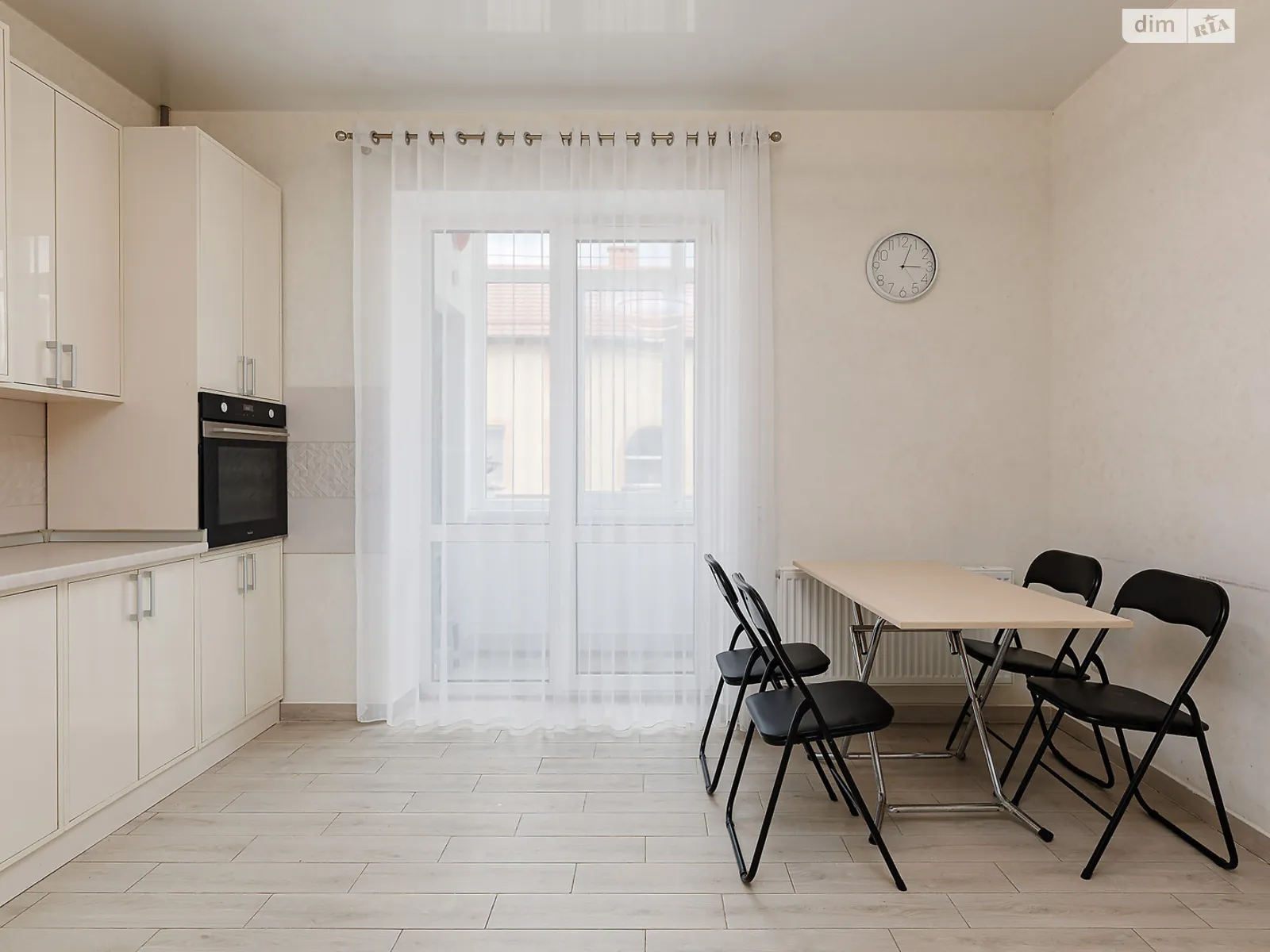 Продается 3-комнатная квартира 96 кв. м в Львове, ул. Ясная, 20 - фото 1
