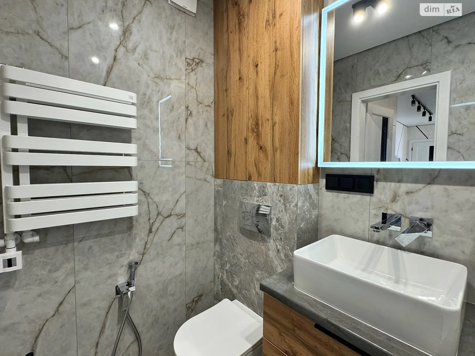 Здається в оренду 2-кімнатна квартира 56 кв. м у Львові, цена: 700 $ - фото 1