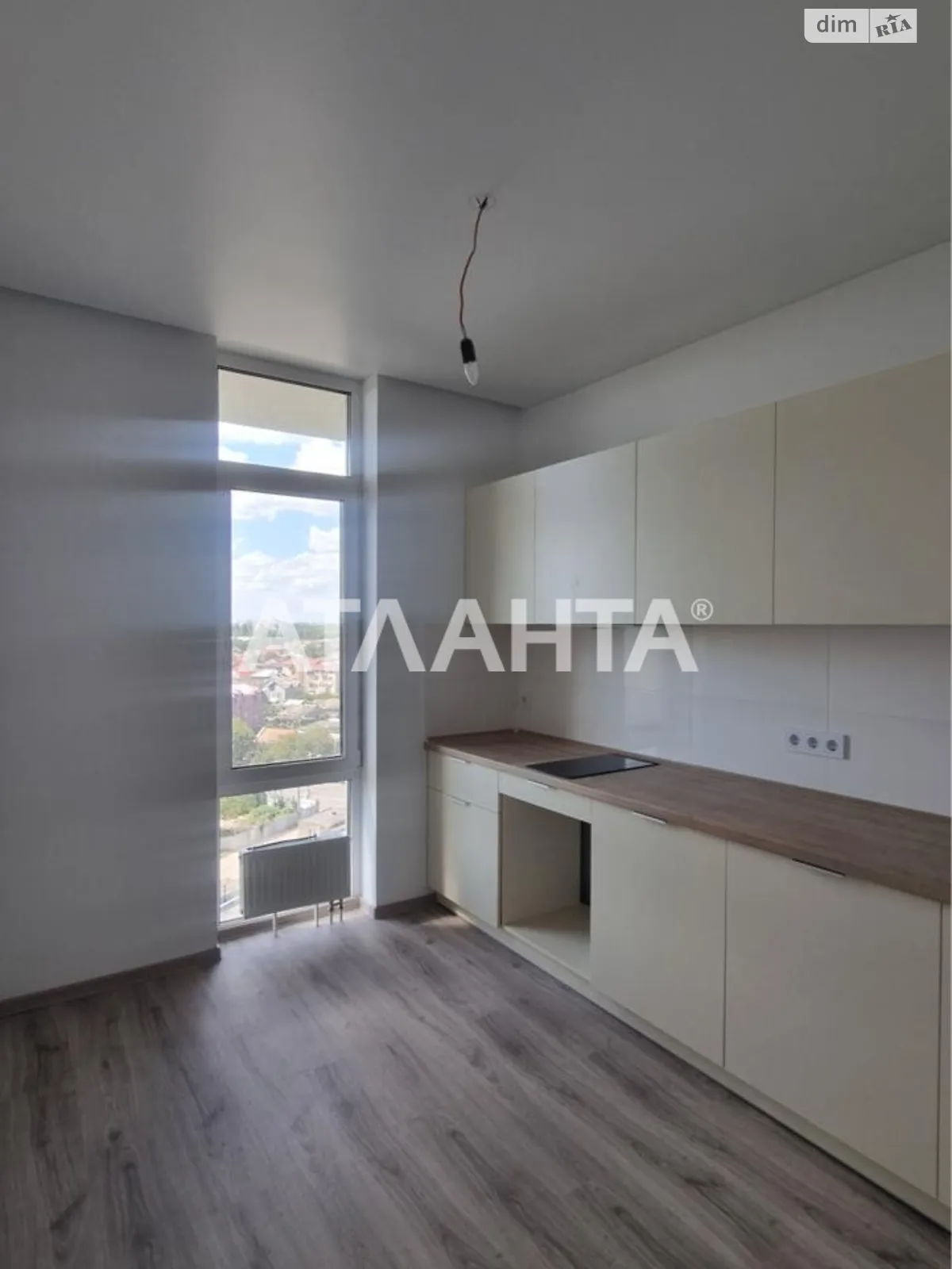 Продається 1-кімнатна квартира 32 кв. м у Одесі, вул. Радісна - фото 1