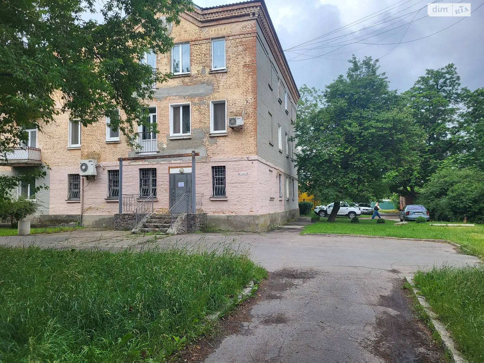 Продается помещения свободного назначения 72.1 кв. м в 3-этажном здании, цена: 35000 $ - фото 1