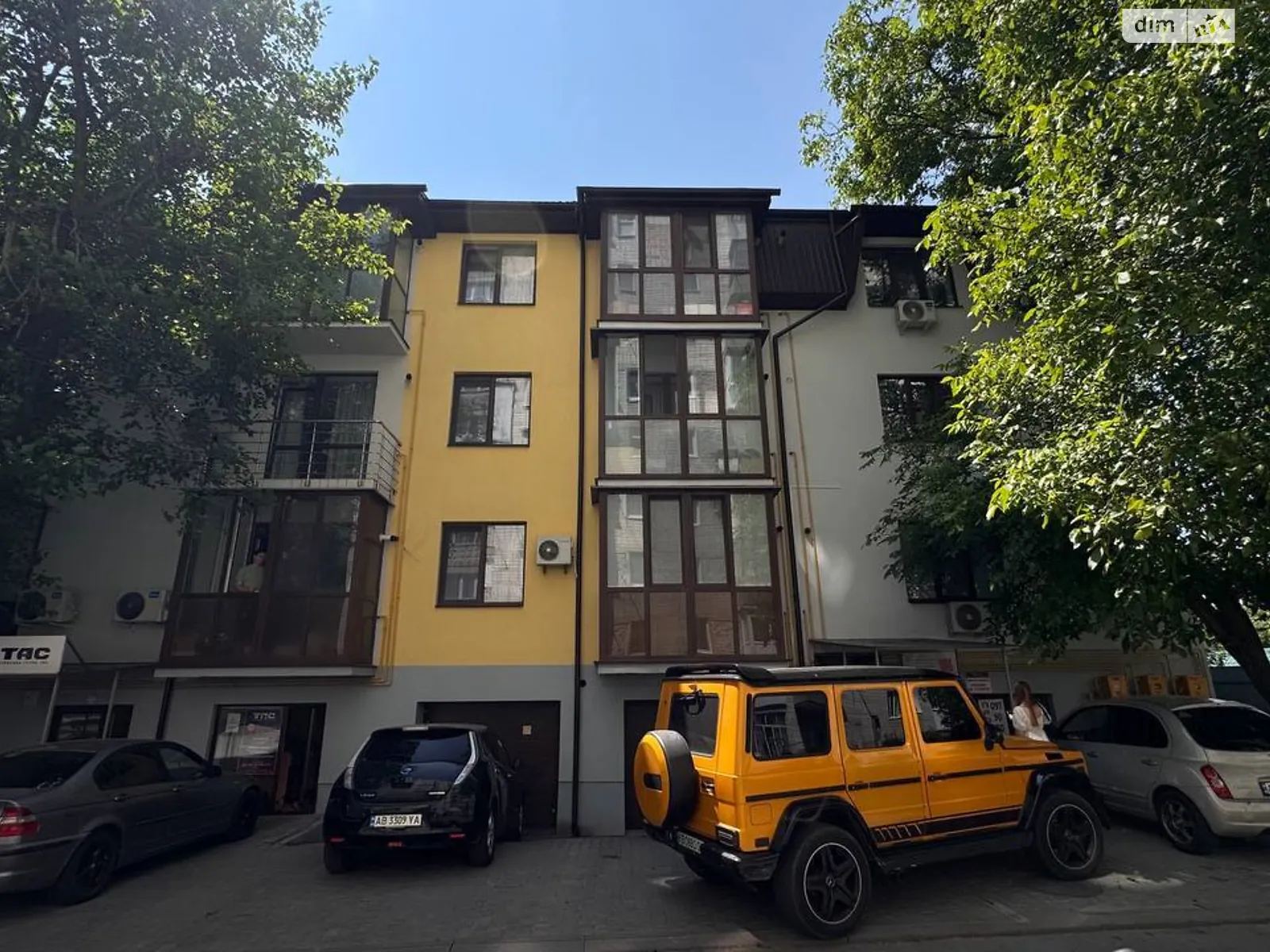 Продается помещения свободного назначения 65 кв. м в 4-этажном здании, цена: 75000 $ - фото 1