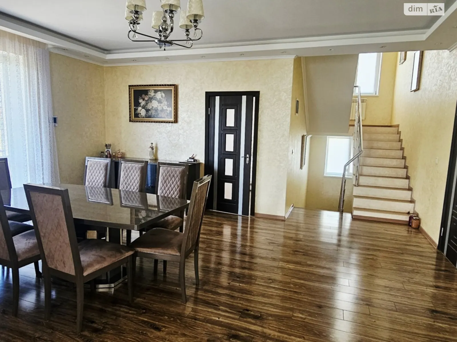 Продається будинок 3 поверховий 250 кв. м з банею/сауною, цена: 180000 $ - фото 1