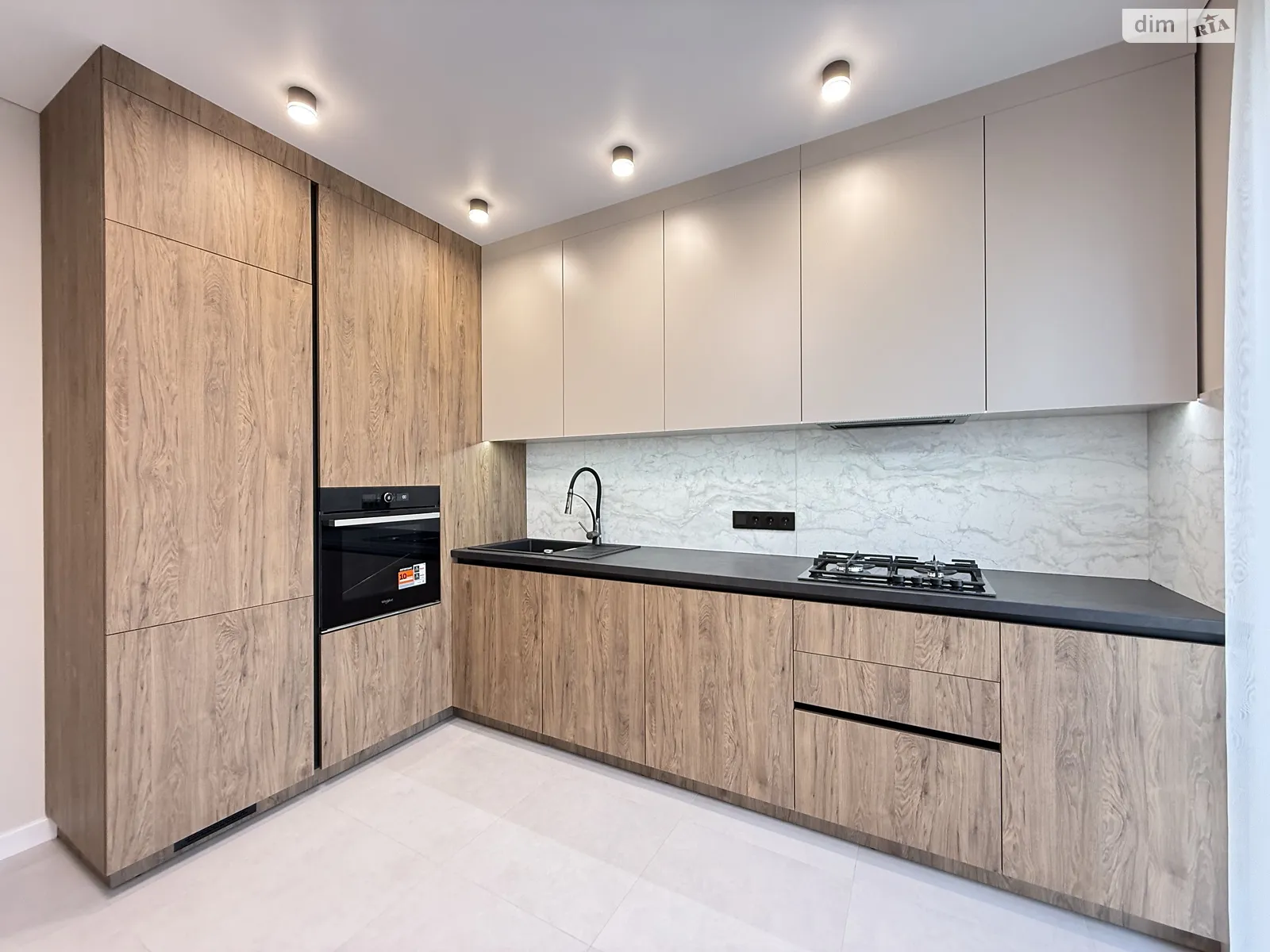 Продается 2-комнатная квартира 53 кв. м в Ровно, цена: 92000 $ - фото 1