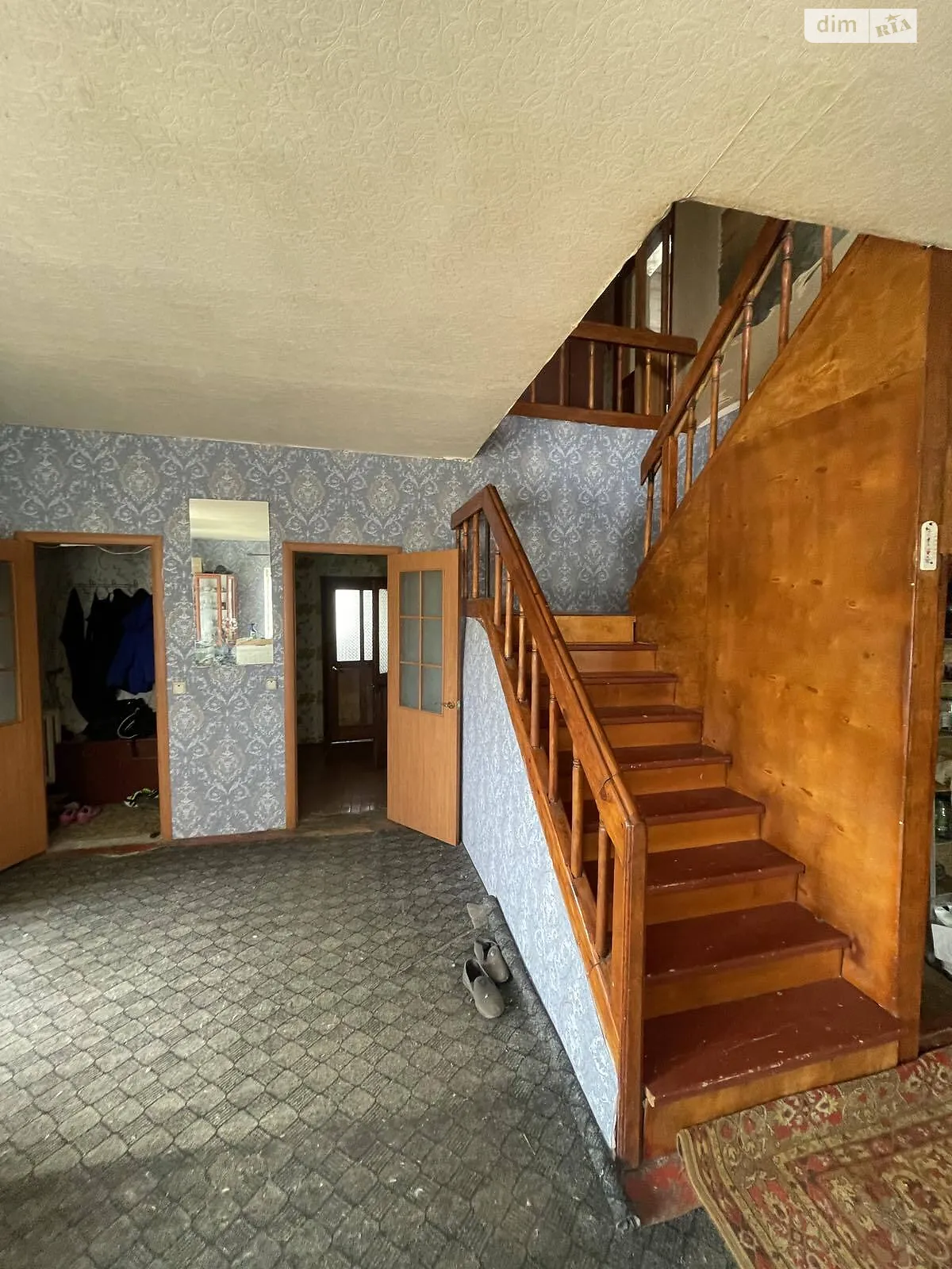 Продается дом на 2 этажа 221.6 кв. м с подвалом, цена: 62000 $ - фото 1