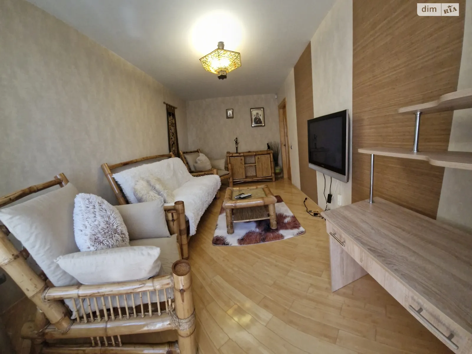 Здається в оренду 3-кімнатна квартира 90 кв. м у Львові, цена: 600 $ - фото 1