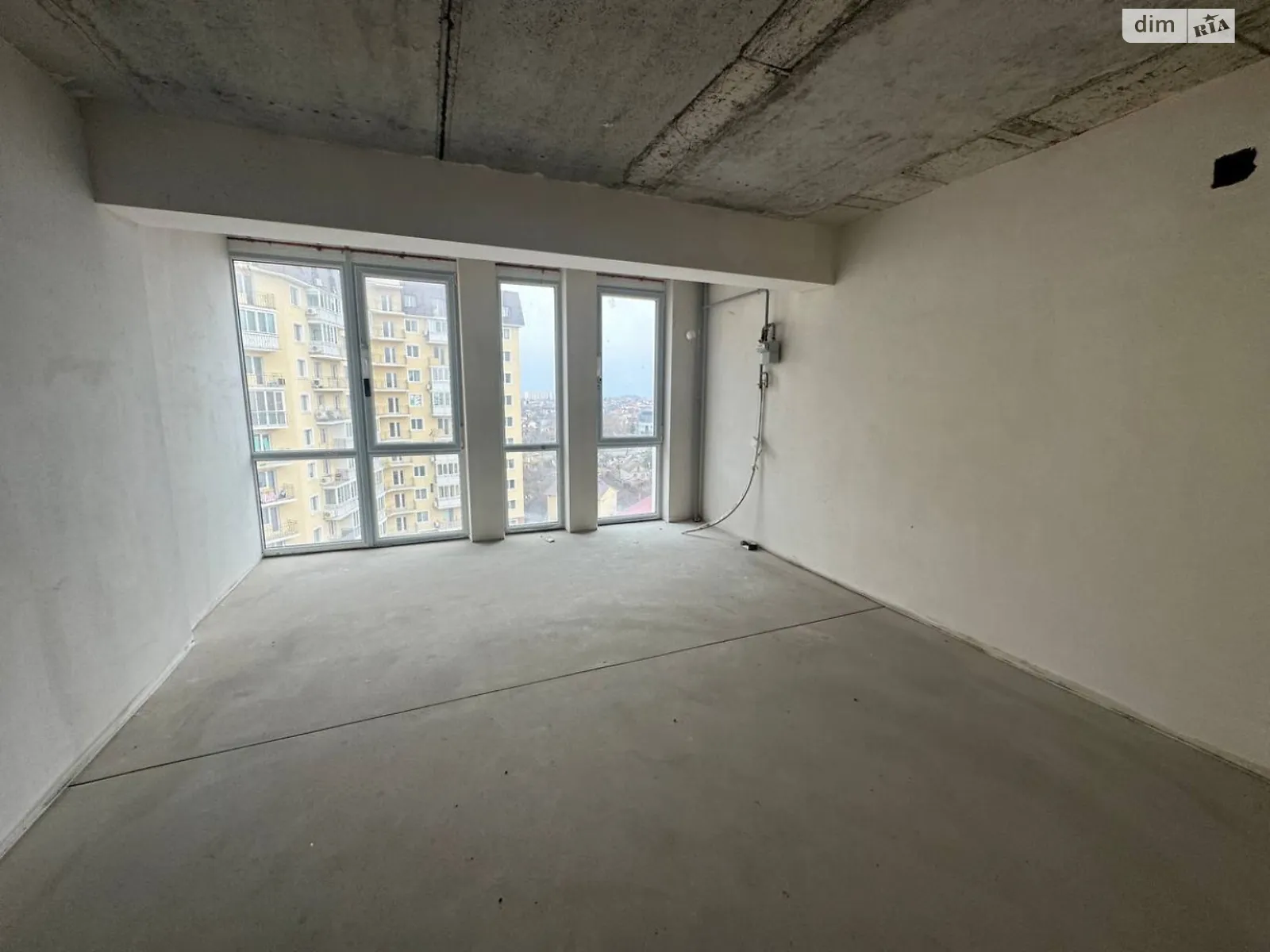 Продается 1-комнатная квартира 52 кв. м в Одессе, ул. Инглези, 2 корпус 6 - фото 1