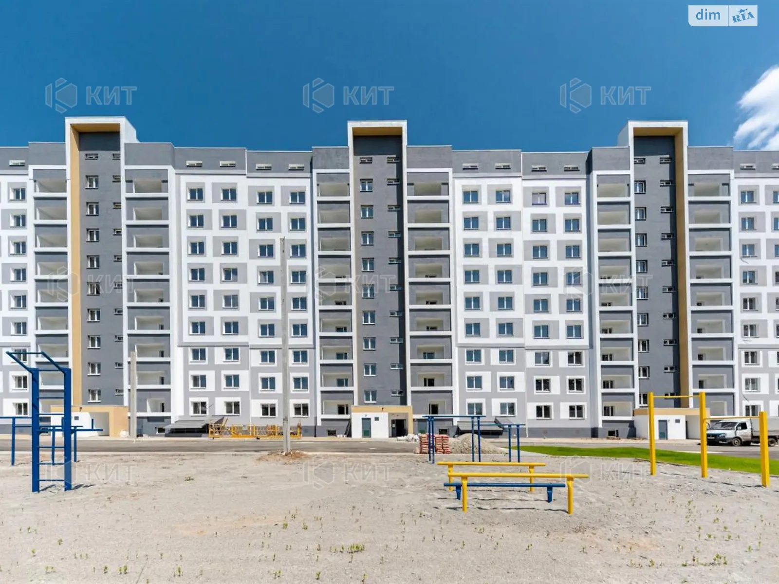 Продается 1-комнатная квартира 38 кв. м в Харькове, ул. Полтавский Шлях, 184А - фото 1
