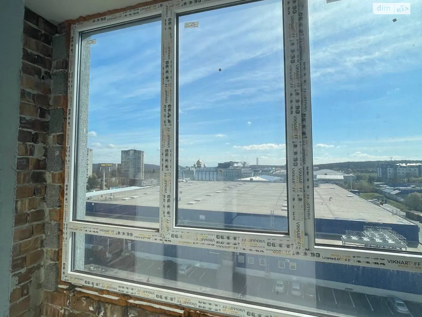 Продается 2-комнатная квартира 76.6 кв. м в Львове, ул. Длинная, 30А - фото 1