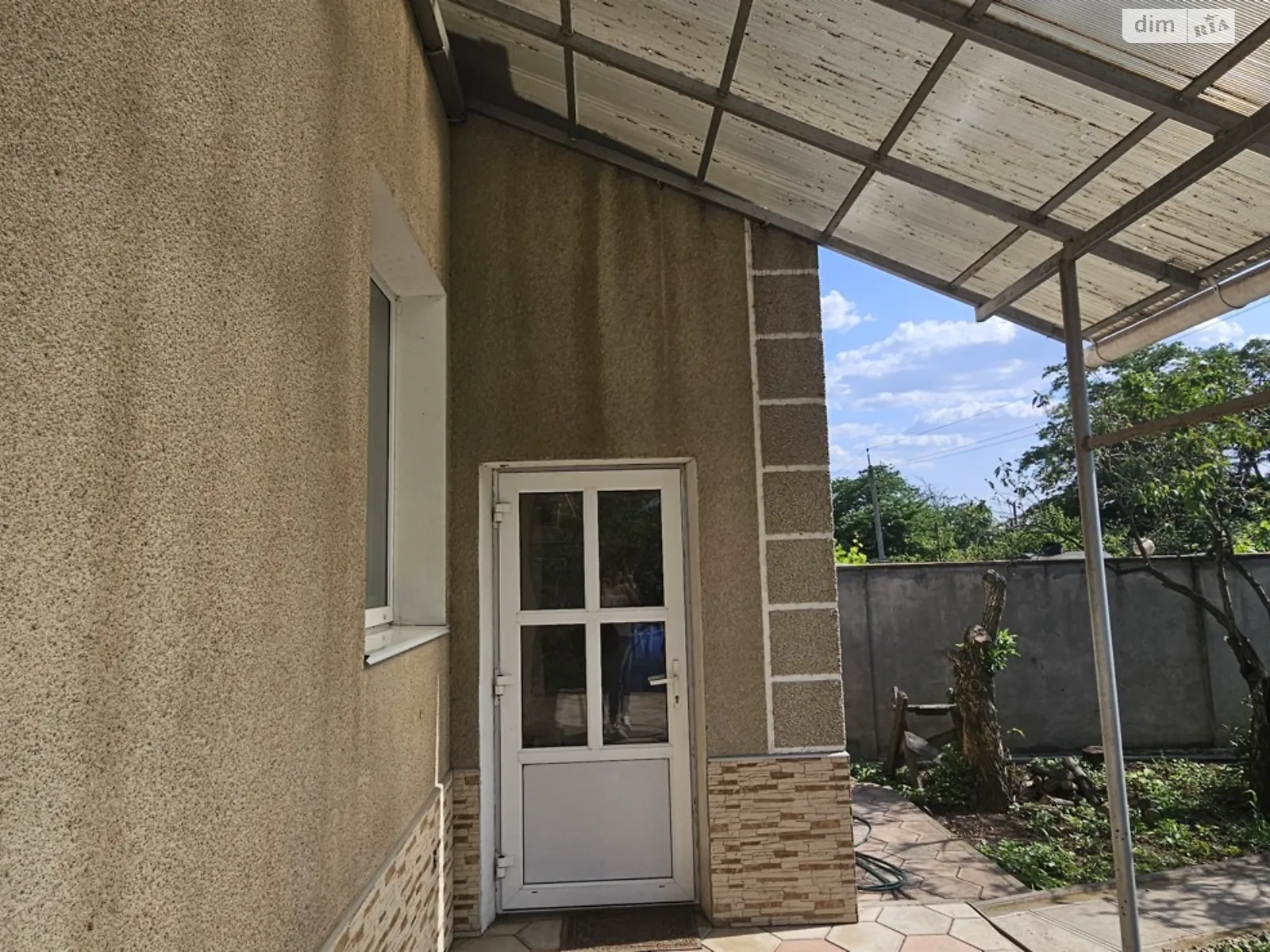 Продается дом на 2 этажа 180 кв. м с подвалом, цена: 100000 $ - фото 1