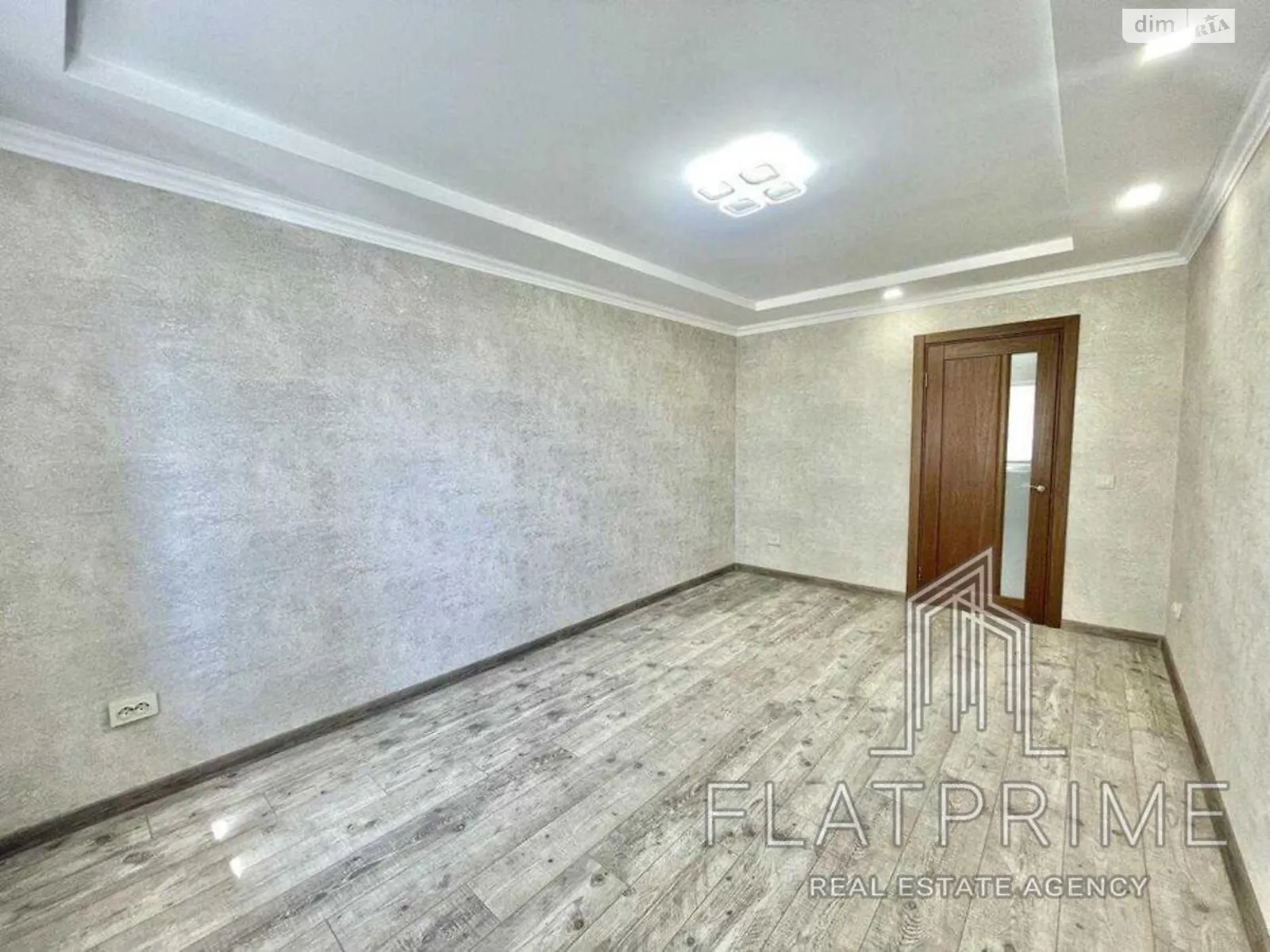 Продается 2-комнатная квартира 72 кв. м в Киеве, ул. Александра Бринжалы(Тешебаева), 1 - фото 1