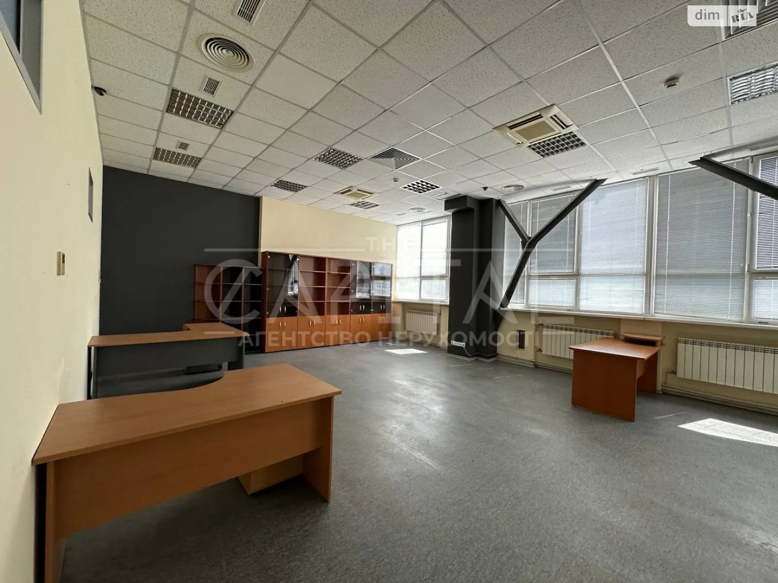 Сдается в аренду офис 450 кв. м в бизнес-центре, цена: 4400 $ - фото 1