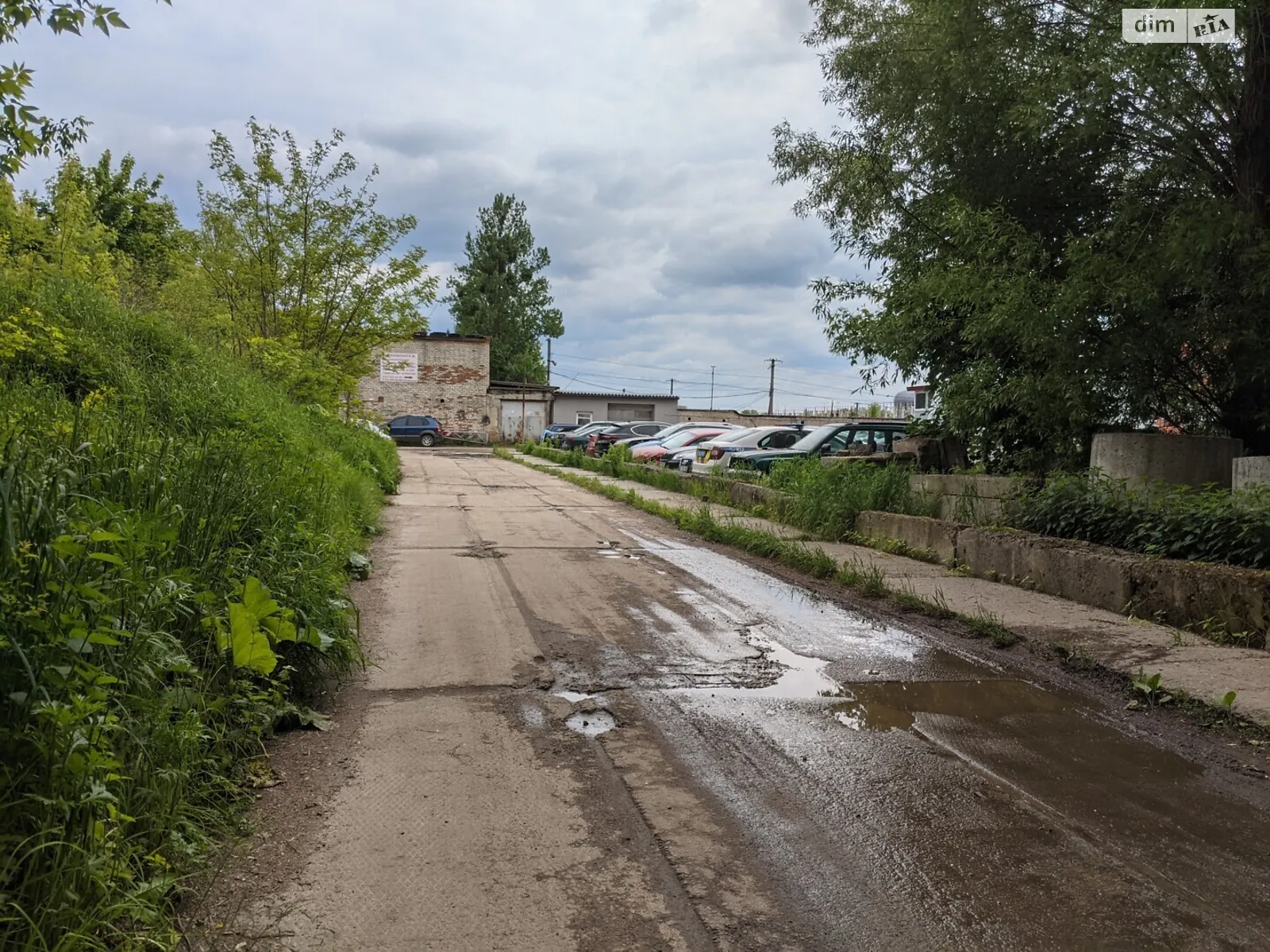 Продається місце в гаражному кооперативі під легкове авто на 38 кв. м, цена: 7500 $ - фото 1