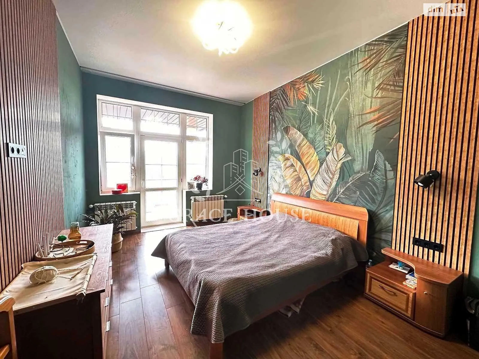 Продается дом на 2 этажа 187.7 кв. м с участком, цена: 210000 $ - фото 1