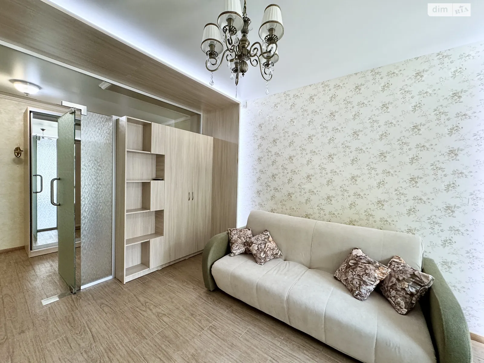 Продається 1-кімнатна квартира 48.4 кв. м у Дніпрі, вул. Левка Лук’яненка, 18 - фото 1
