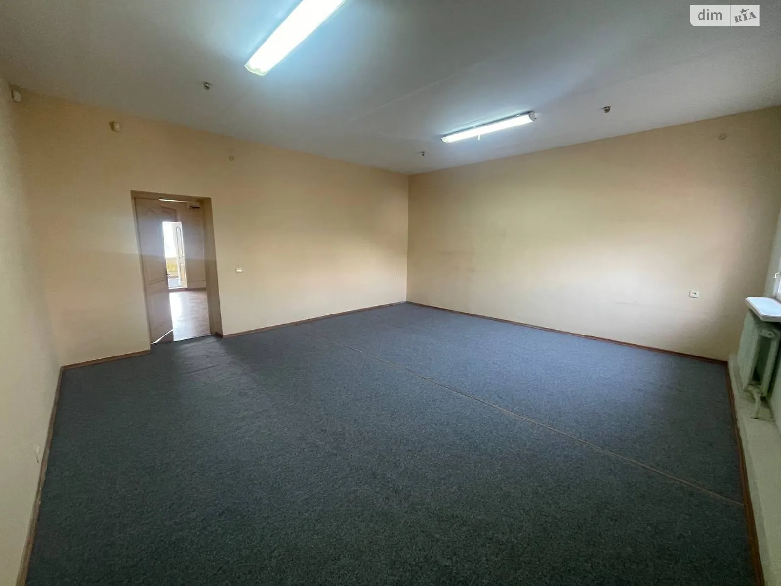 Продається офіс 300 кв. м в бізнес-центрі, цена: 225000 $ - фото 1