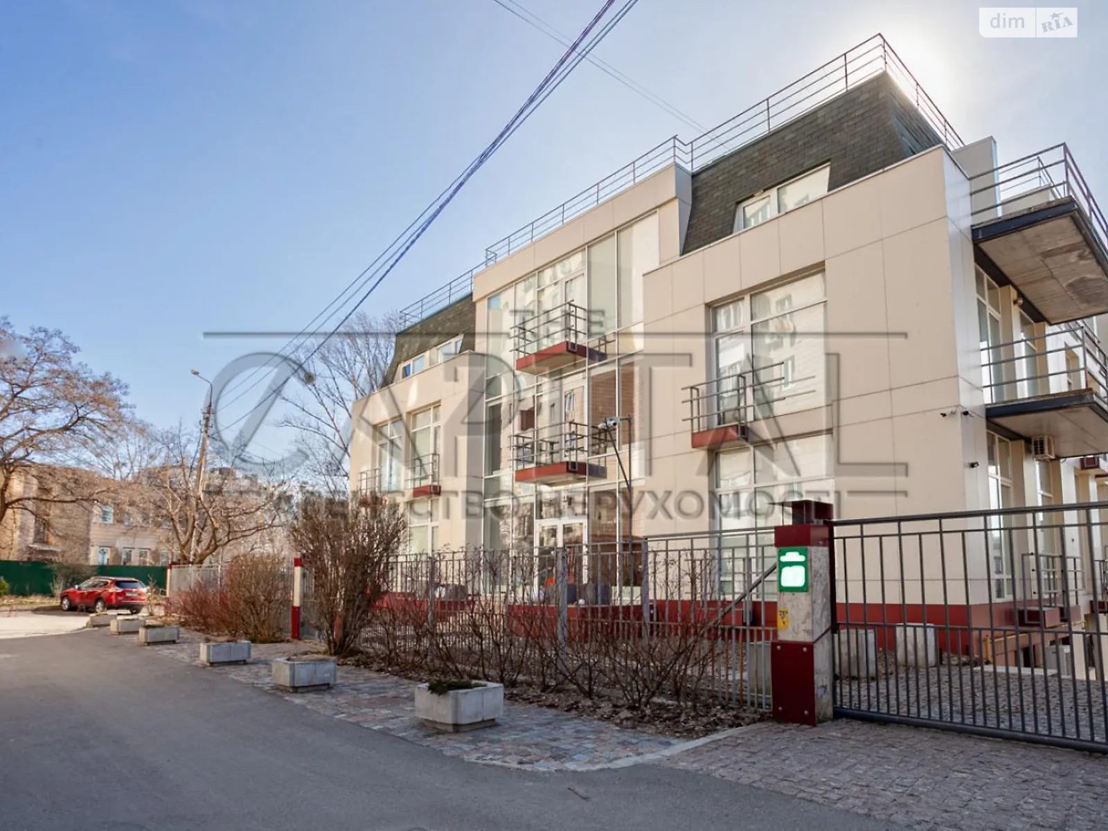 Сдается в аренду офис 94 кв. м в бизнес-центре, цена: 1250 $ - фото 1