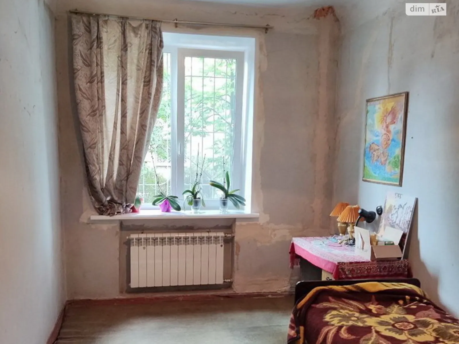 Продается 3-комнатная квартира 63.3 кв. м в Днепре, ул. Универсальная, 9 - фото 1