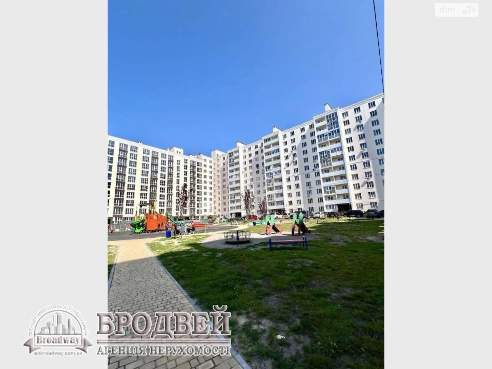 Продается 3-комнатная квартира 80 кв. м в Чернигове, ул. Независимости, 21 - фото 1