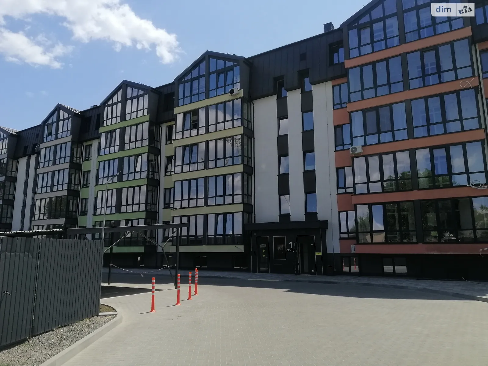Продається 1-кімнатна квартира 40.5 кв. м у Одесі, вул. Слобідська, 56 - фото 1