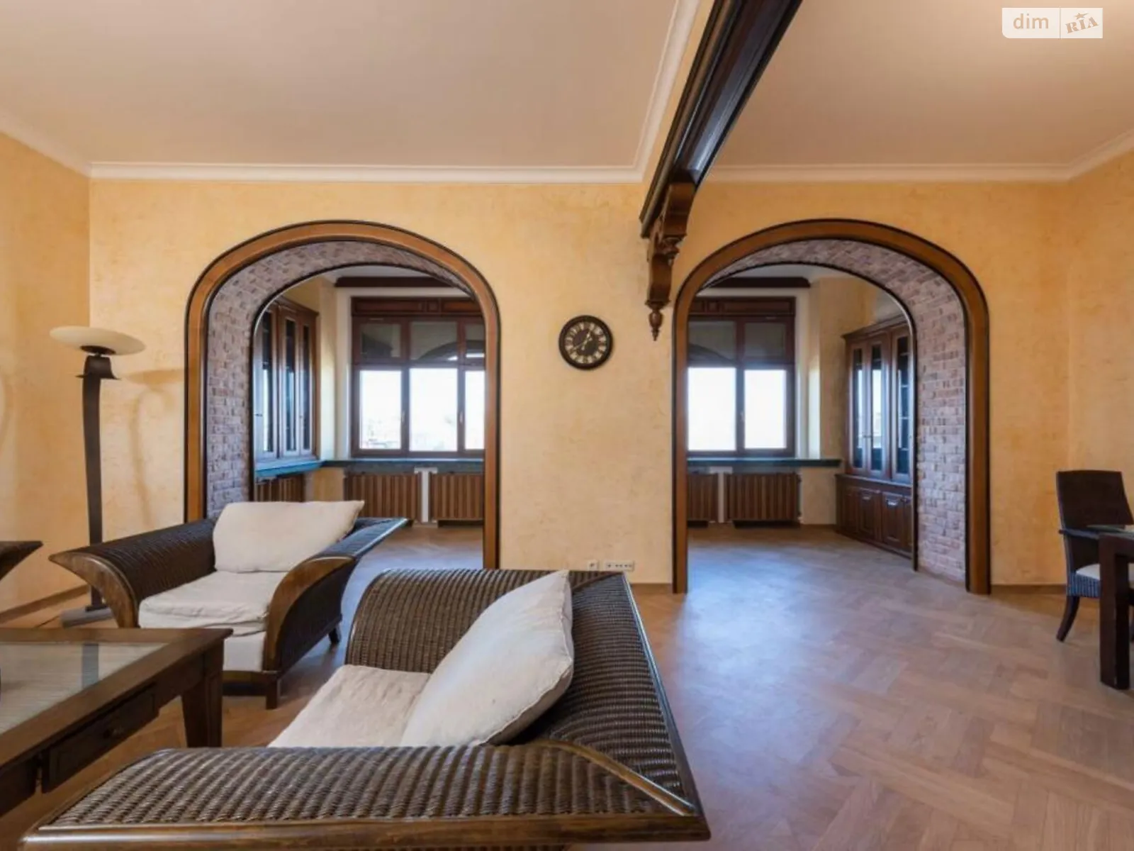 Продается 2-комнатная квартира 120 кв. м в Киеве, ул. Заньковецкой, 8 - фото 1